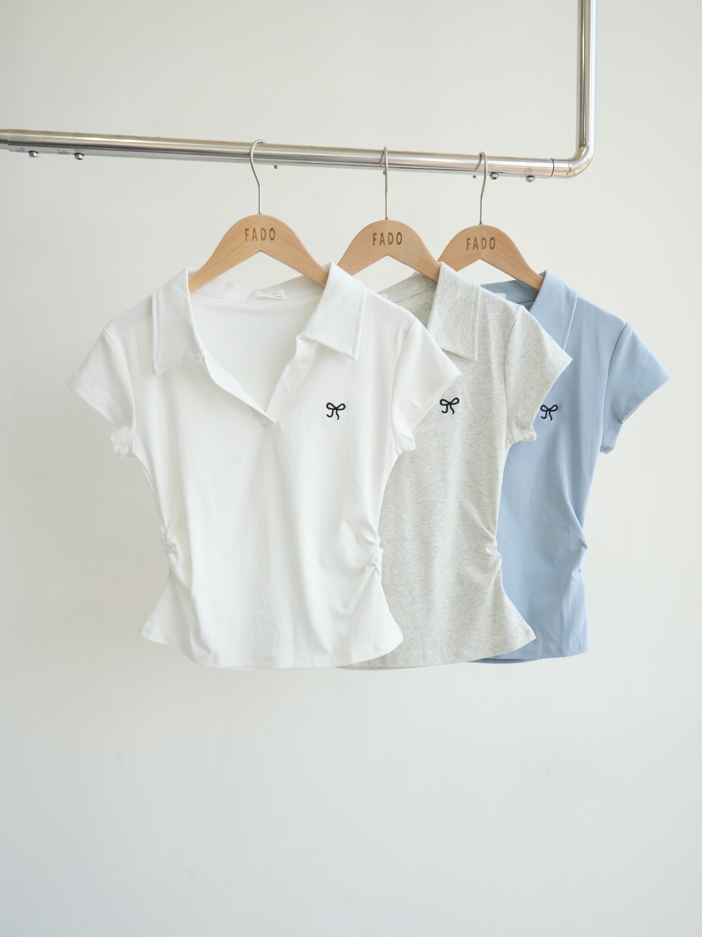 法朵Fado shop｜ POLO領刺繡蝴蝶結短版棉T 0213076