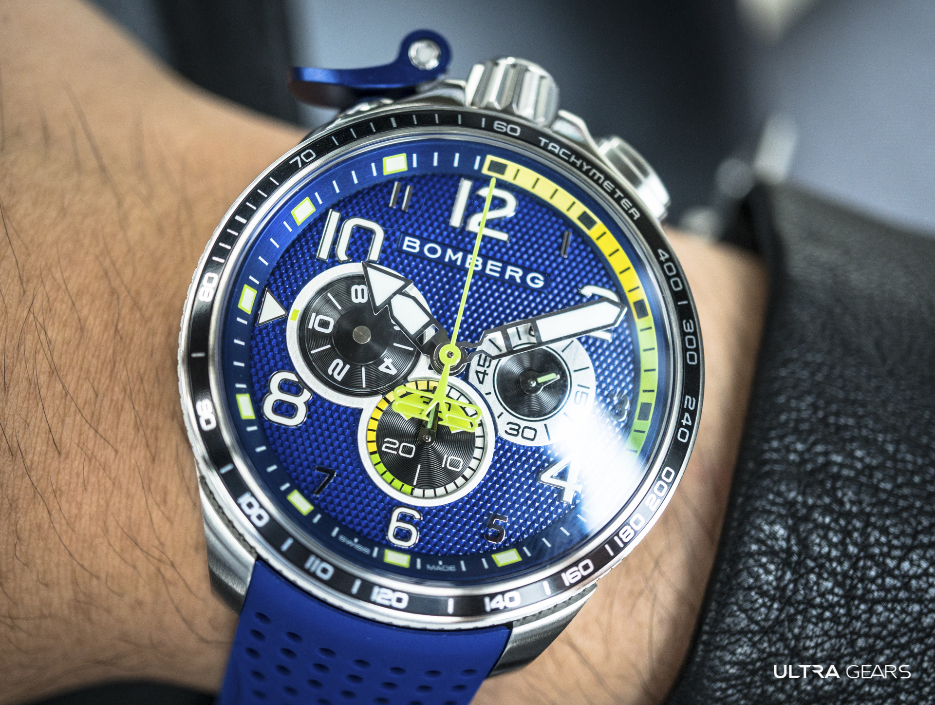 BOMBERG_BOLT-68 Racing_全鋼藍面XL賽車計時碼錶_BS45CHSP.059-9.10