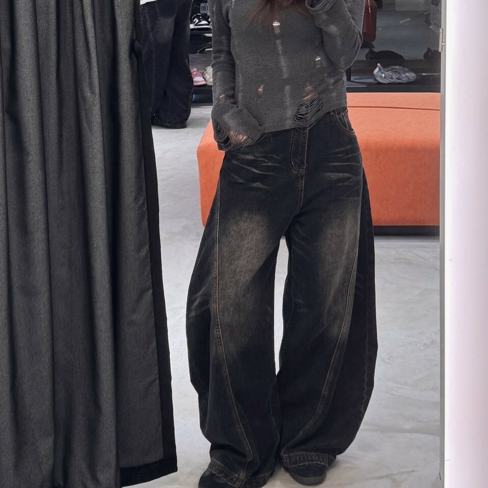 <快速出貨> 今年大勢彎刀褲😍 刷色貓鬚 彎刀牛仔褲