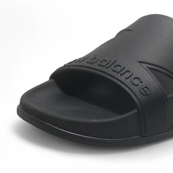 NEW BALANCE 拖鞋 NB 黑色 防水 運動拖鞋 男女都有 SUF20SA1