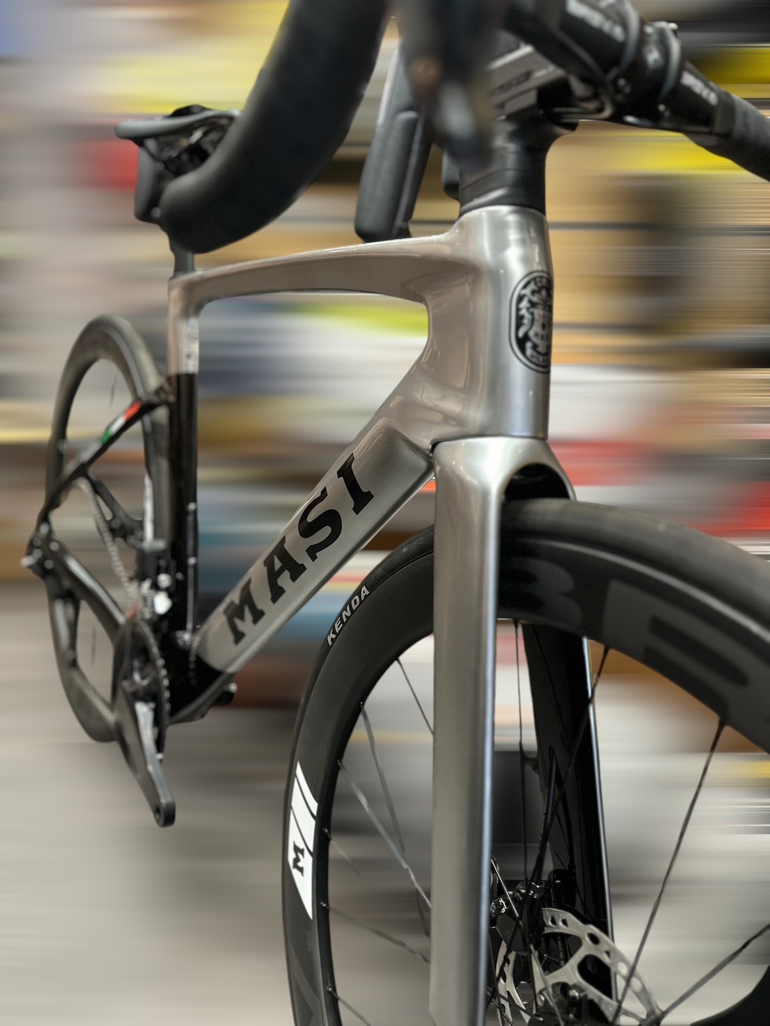 25年新款 『MASI』 Evoluzione 碳纖維電變碟煞公路成車/灰銀