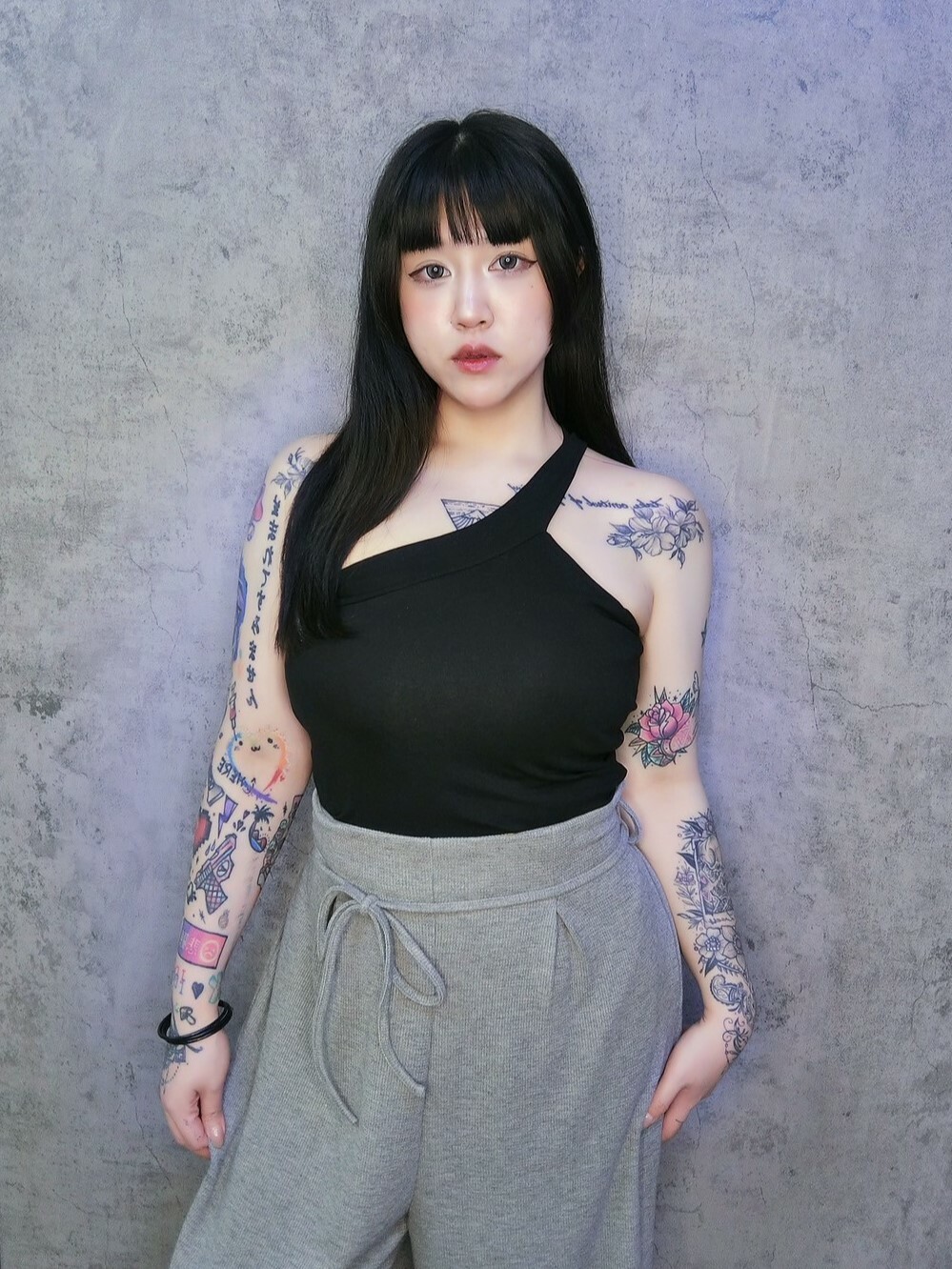 斜肩辣妹小可愛