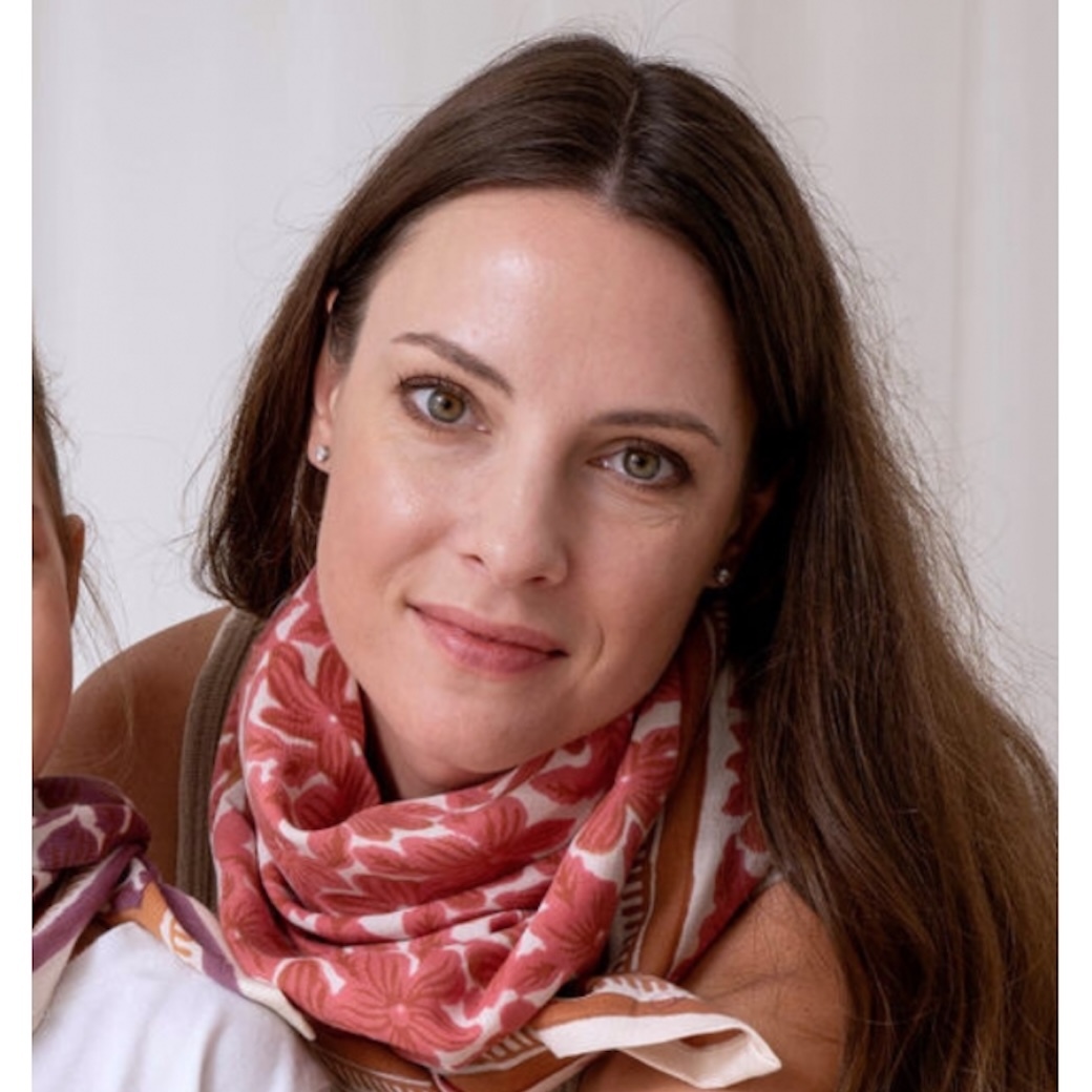 馬諾亞玫瑰紅 | 領巾