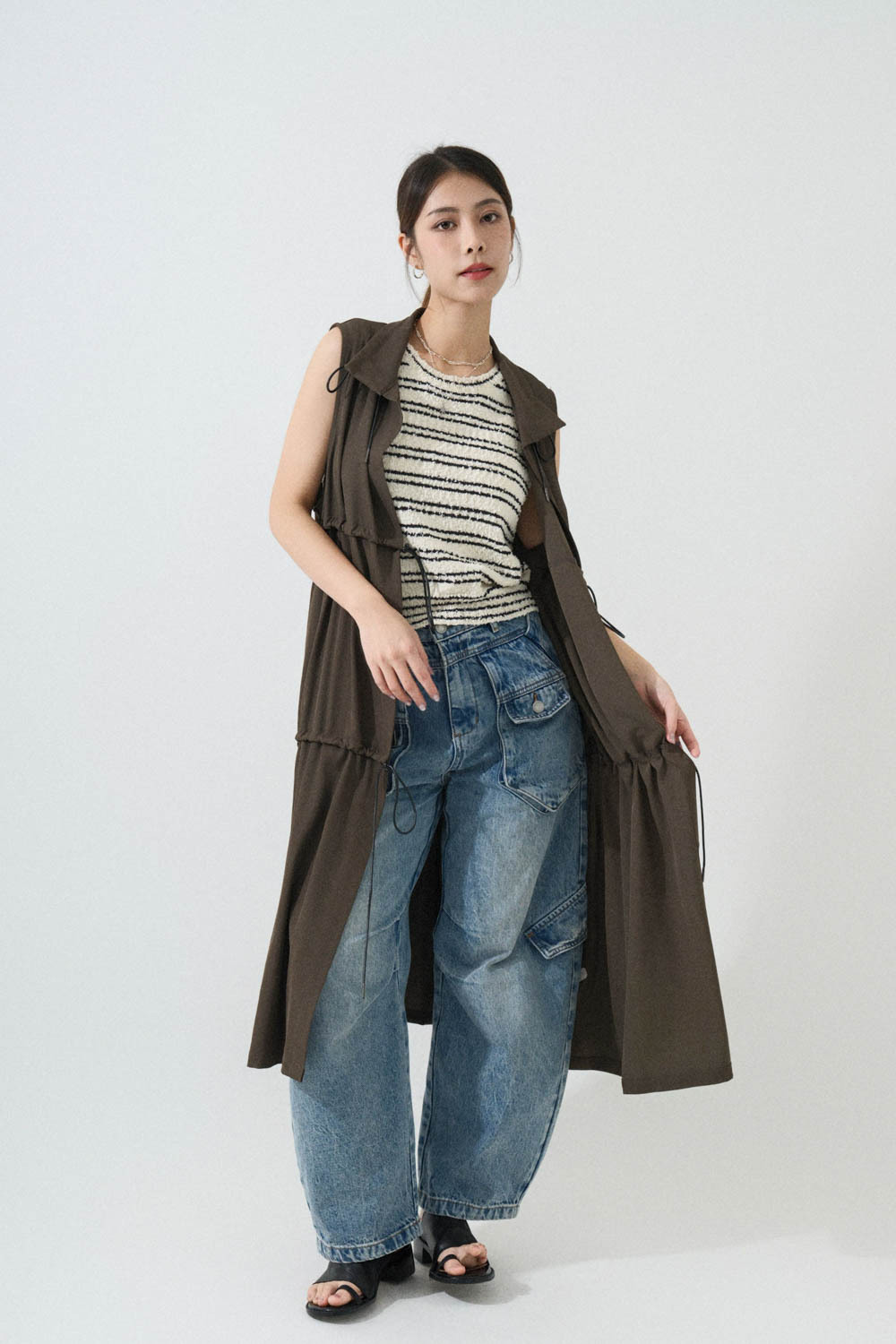 SS25_0072（外套＋上衣＋牛仔褲）