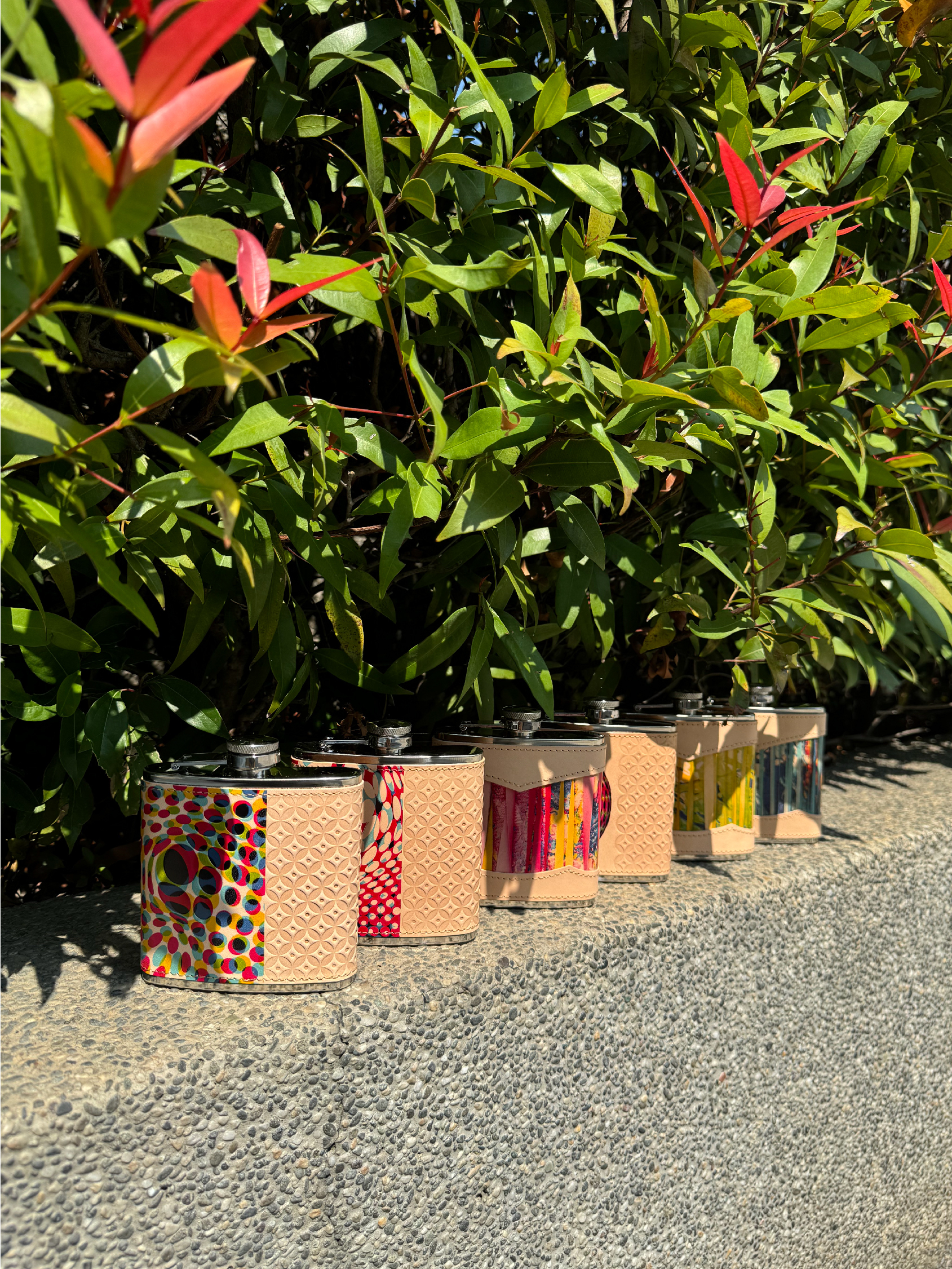 【藝術家聯名】6OZ 真皮不鏽鋼烈酒酒壺（附漏斗）－縱橫