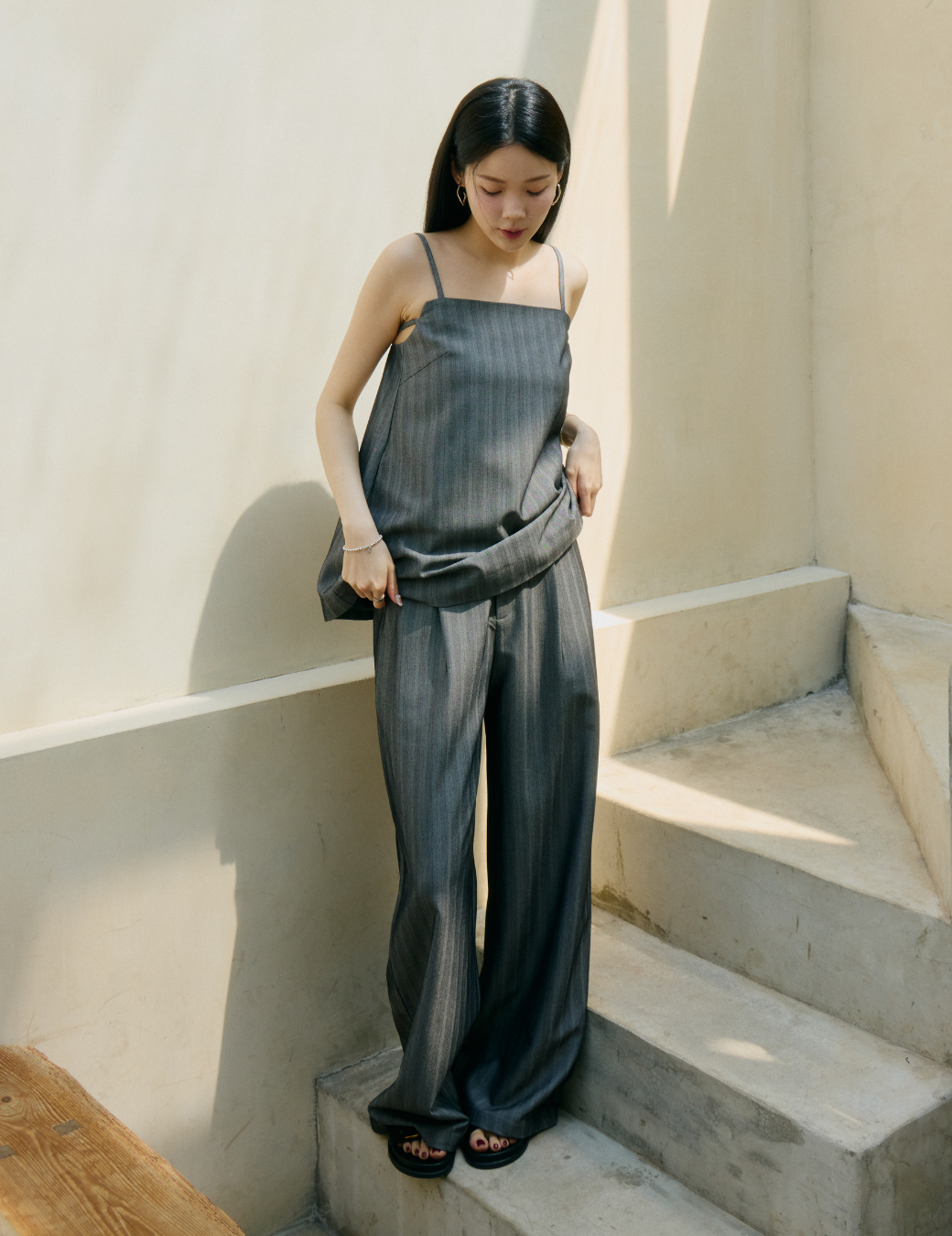 打褶條紋寬版西裝長褲（鐵灰色/3尺寸）