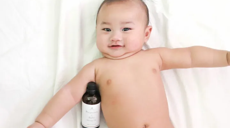 寶寶按摩 增加與寶寶的親密度