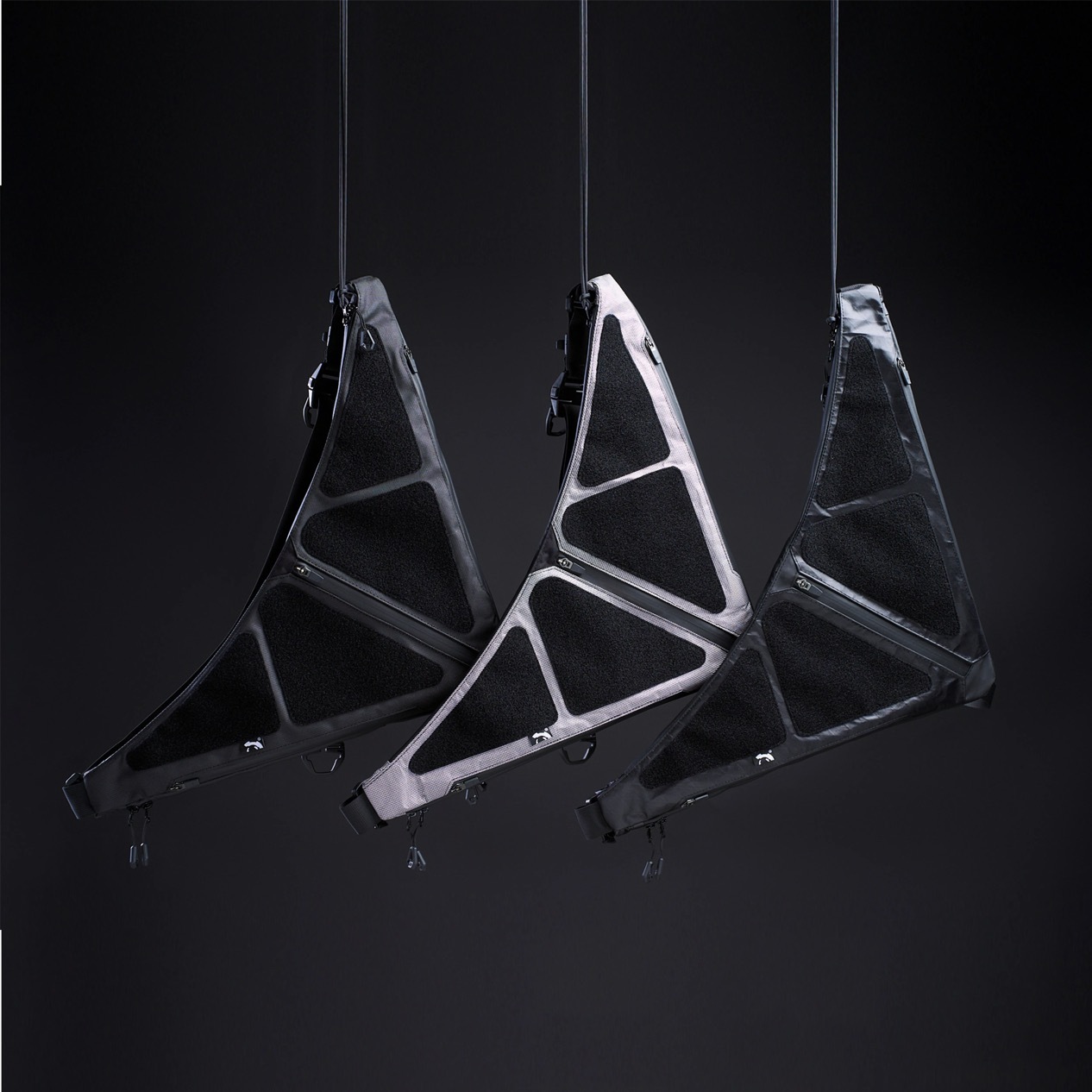 【超頻漫遊】L-05「軌道」三角機能單肩斜背包出街造型swipad包