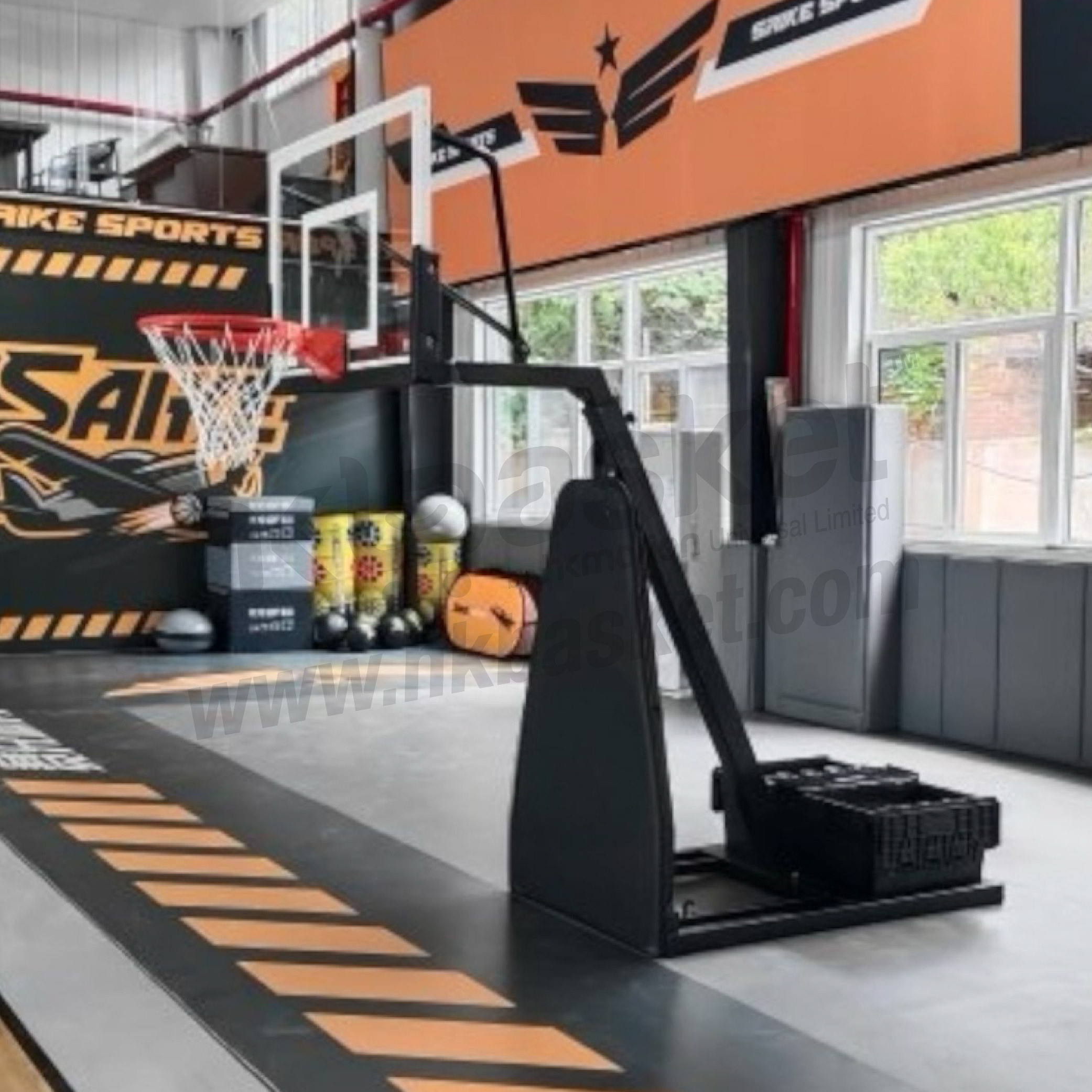 [訂購] HKteams 移動式標準板籃球架 - 少年升降款 TEBR007