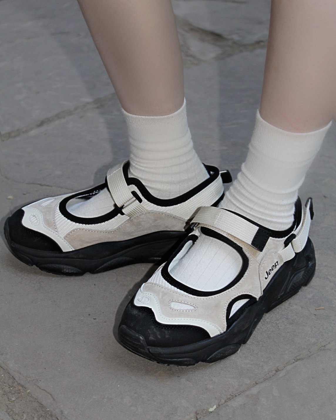 【現貨】JEEP 魔鬼氈厚底 防滑涼鞋 2色 PD242WAS960