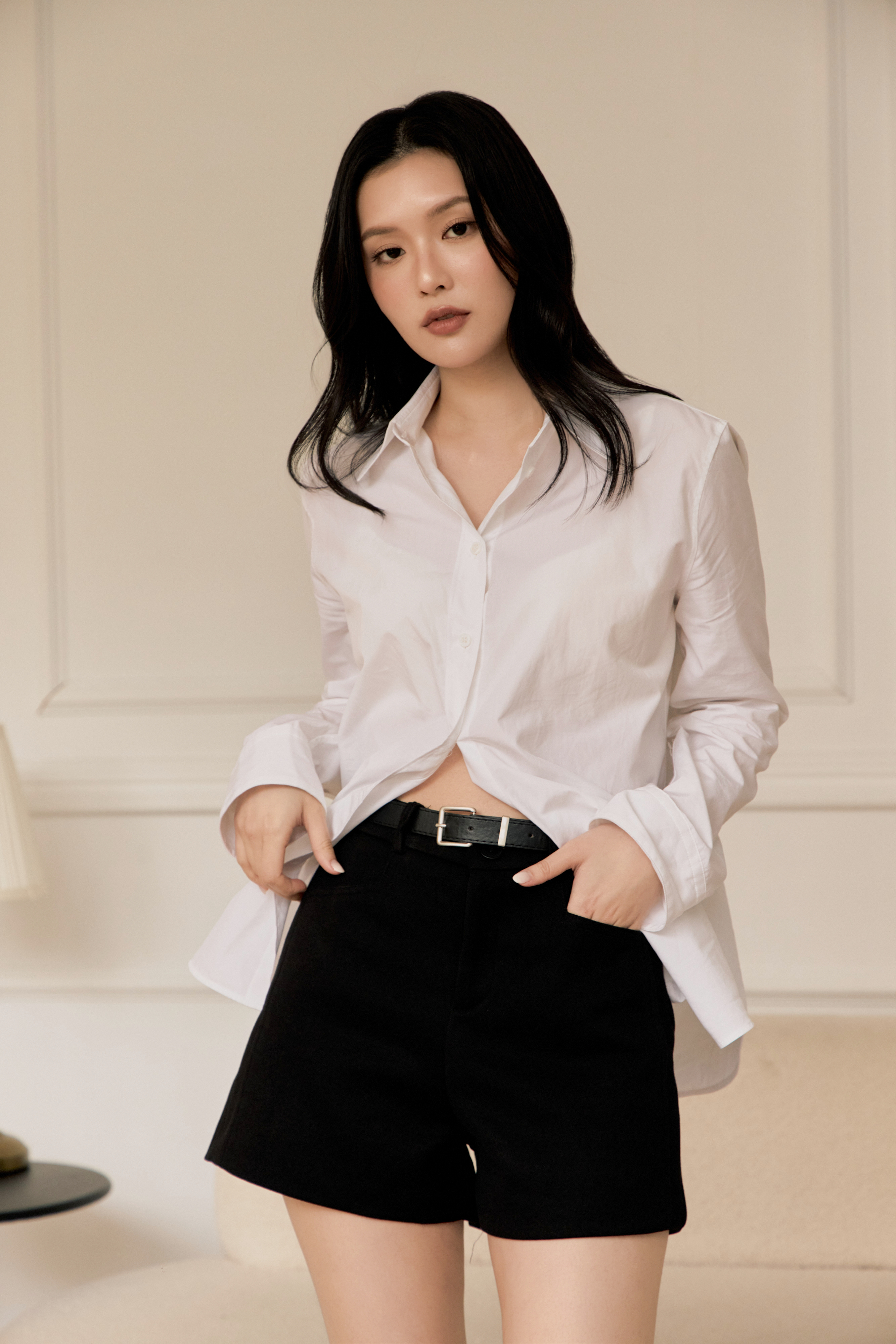 贈皮帶!顯瘦毛呢A字短褲 - 黑