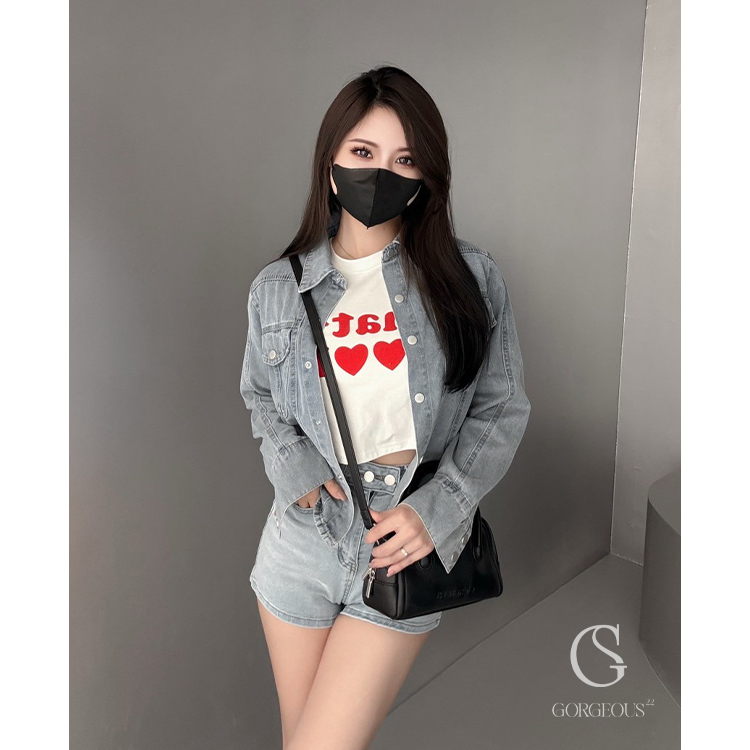 G9579 現貨「翻領壓釦牛仔外套」