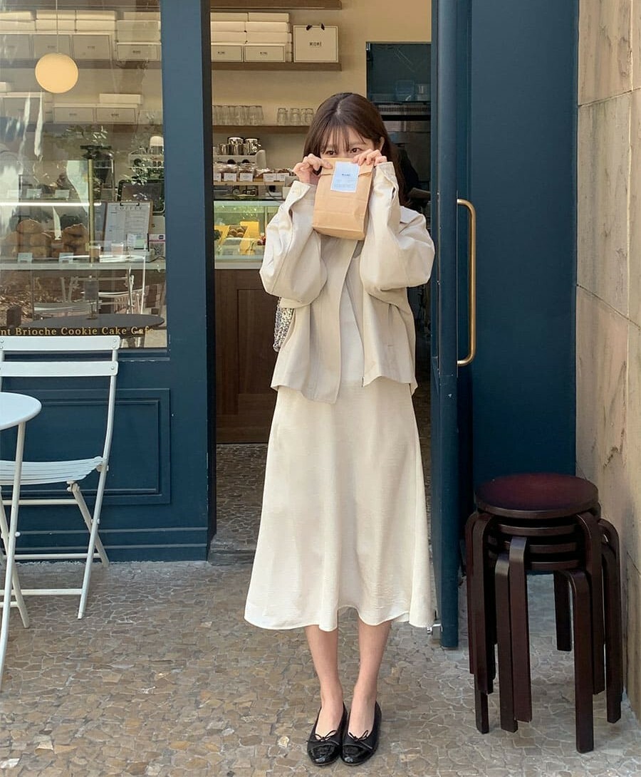 韓國Cherrykoko授權 優雅花擺胸抓褶絲綢質感洋裝