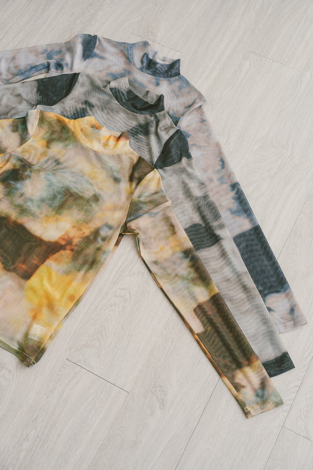 水中調色盤！暈染透明感上衣(三色)