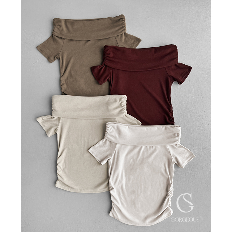 G2025 現貨「 一字領側抓皺上衣」