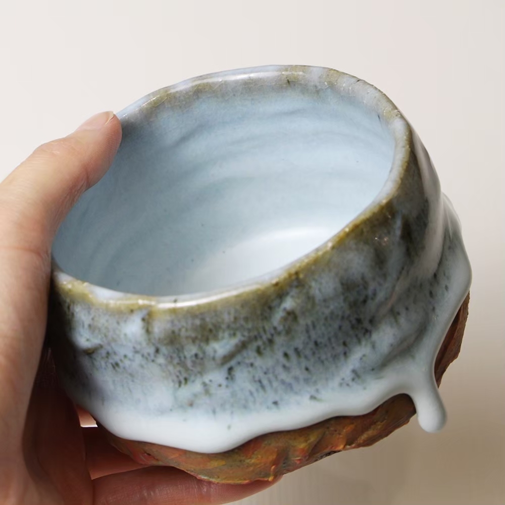 玄冰釉岩主人杯