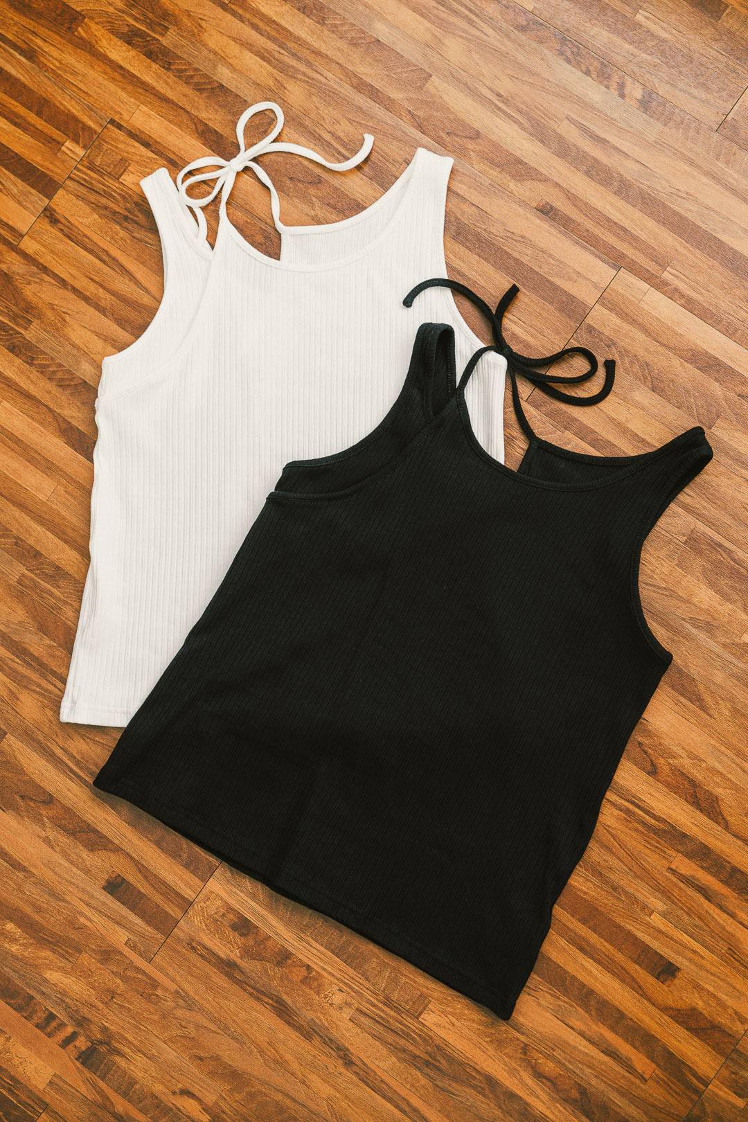 單邊方程式！不對稱綁帶背心(兩色)