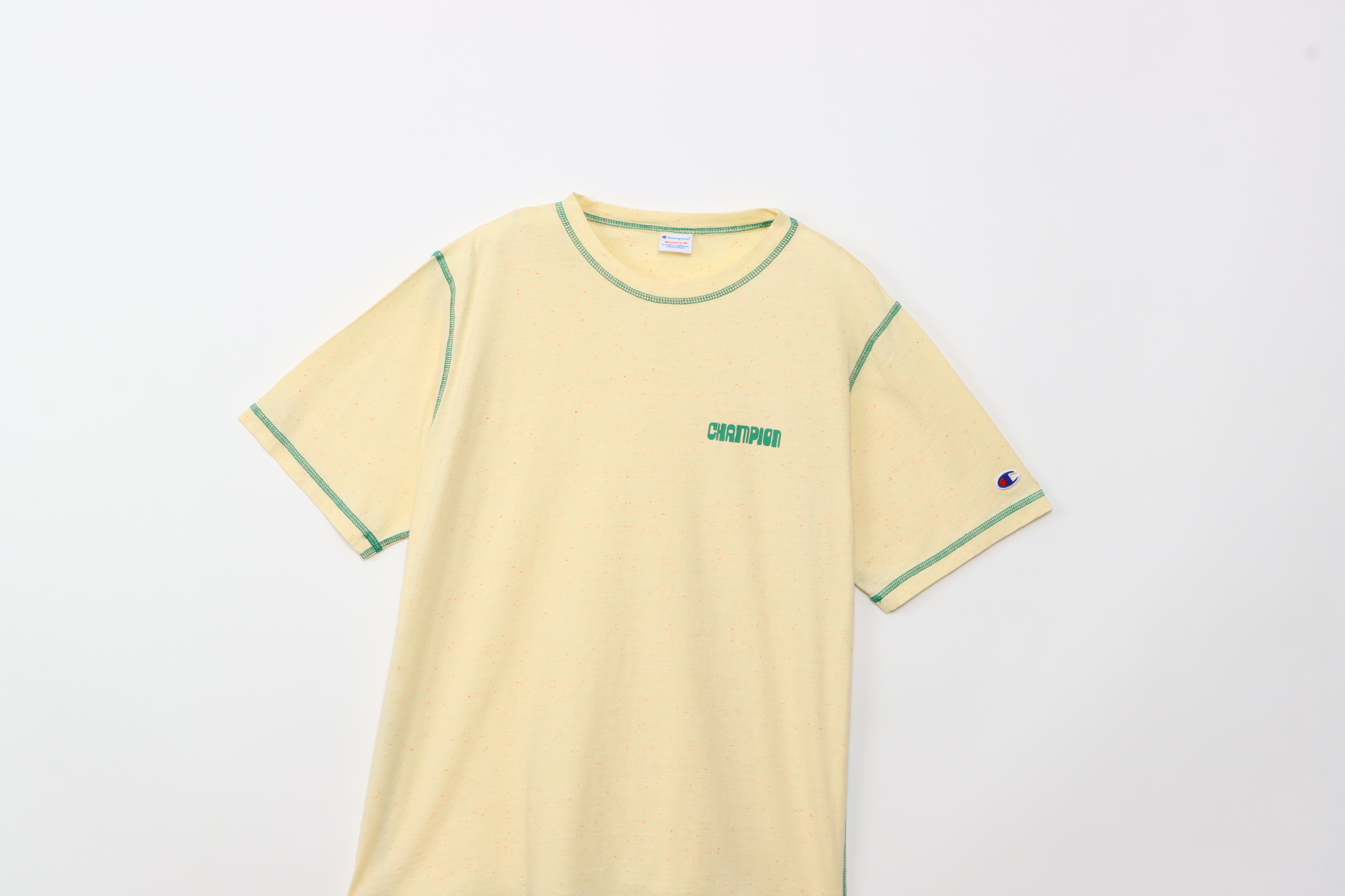 女款-CASUAL裝飾線 LOGO 印花 短袖 T恤-淺黃（CW-B311-721）