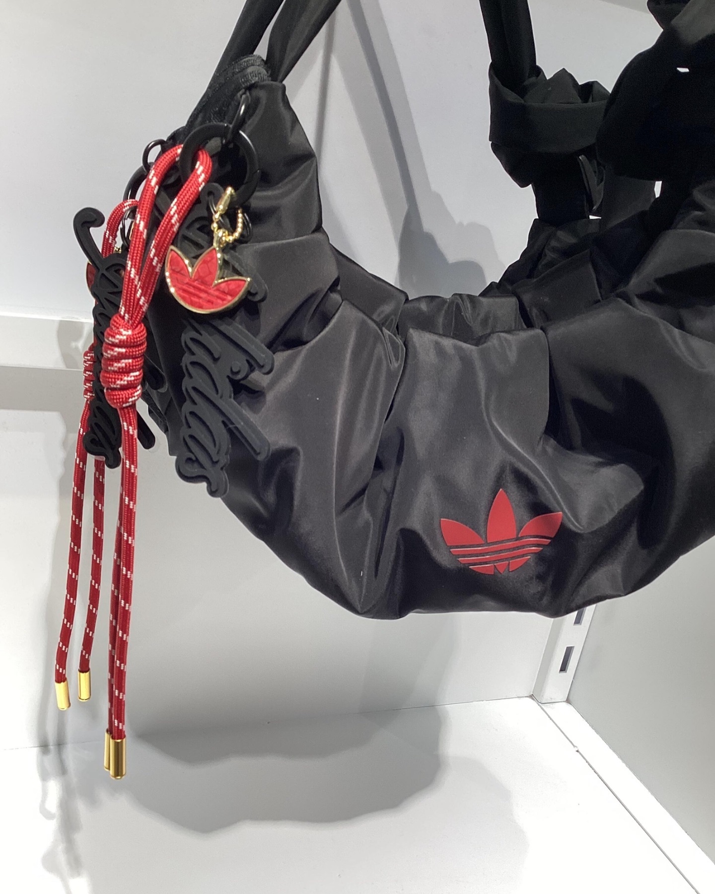 ADIDAS ORIGINALS  BAG CNY BLACK 黑紅 蛇年 雲朵包 羊角包