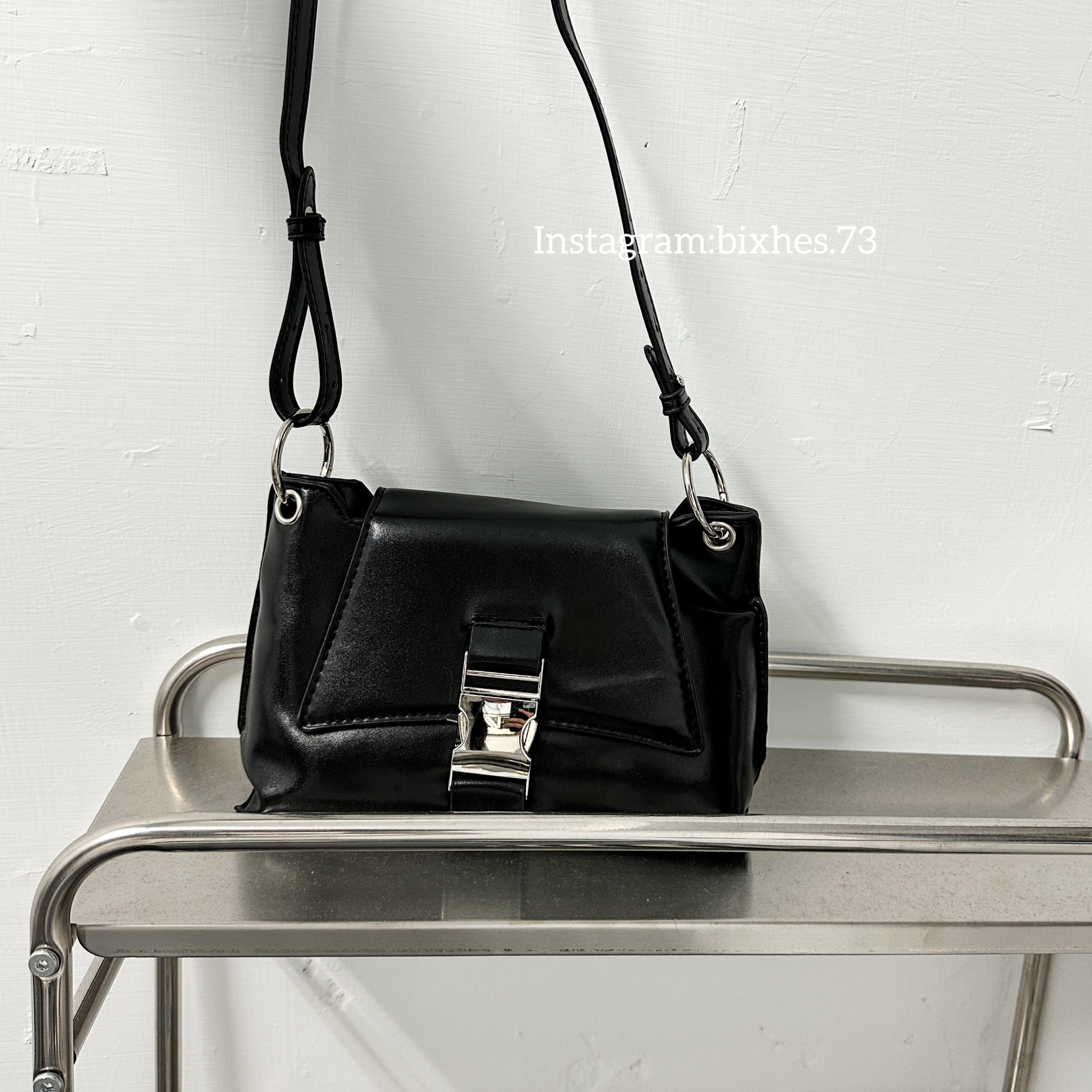 金屬銀扣小包(M00047)