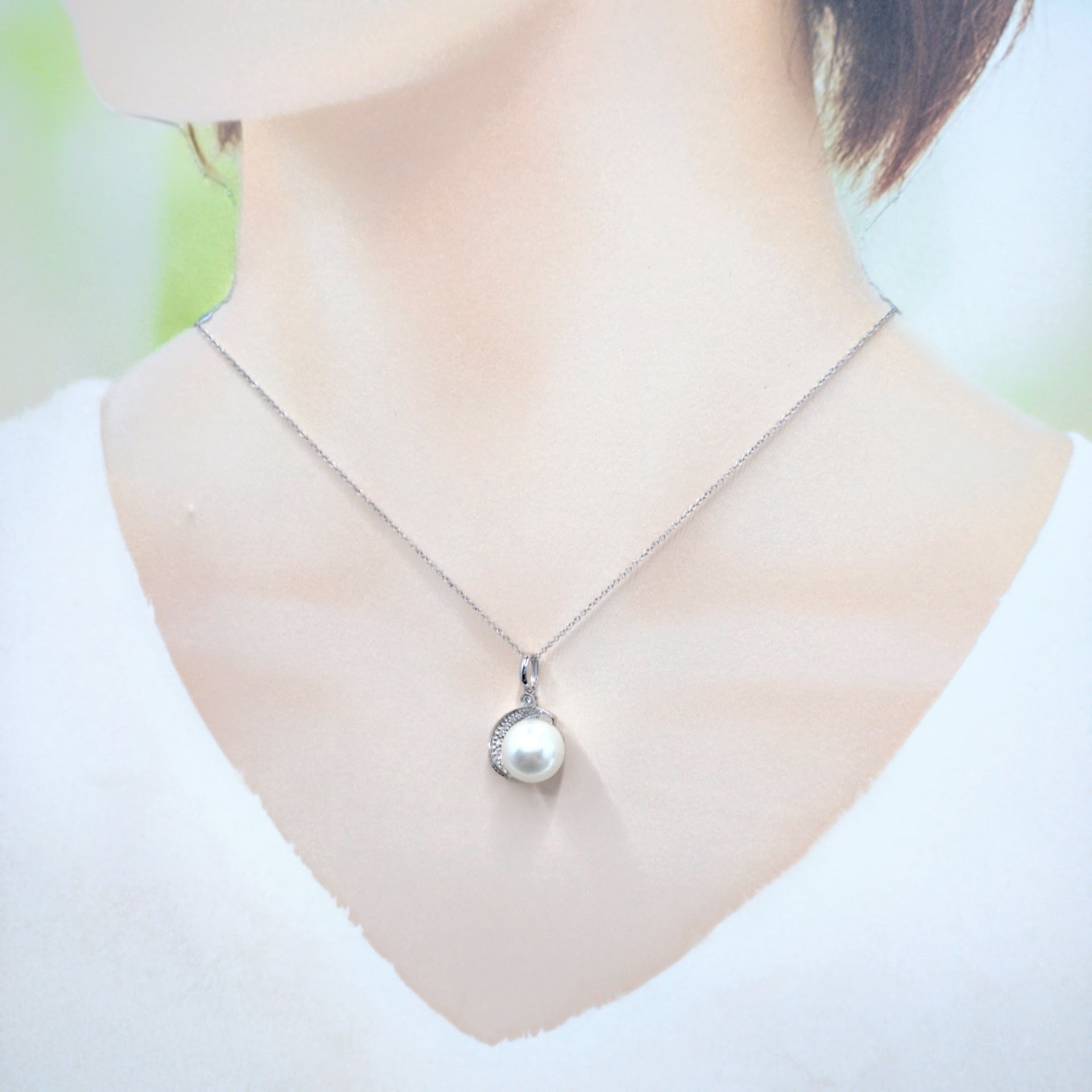 全新18K白金8份鑽石配珍珠吊墜