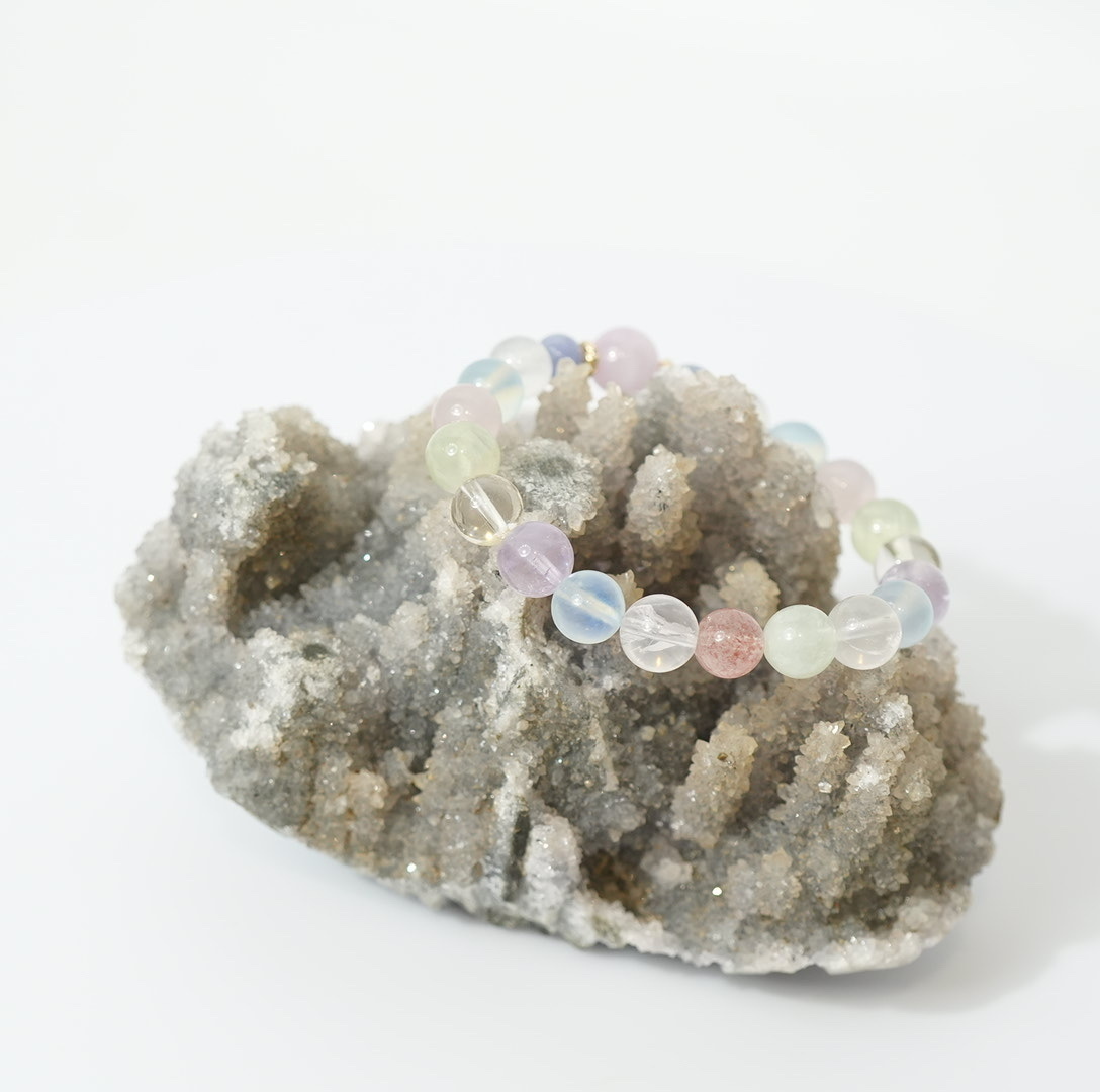 雪山森林｜奇石｜異象晶鎮