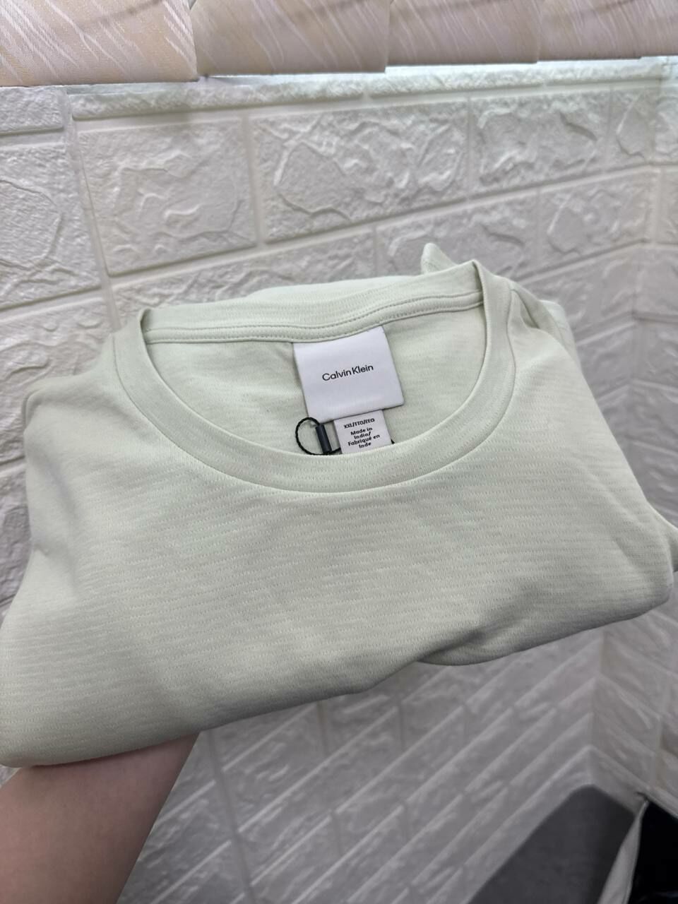 [S] CALVIN KLEIN LIGHT GREEN CLASSIC CREW NECK T-SHIRT, SP40608083-4LB266G250 [FINAL SALE] (SCK747)