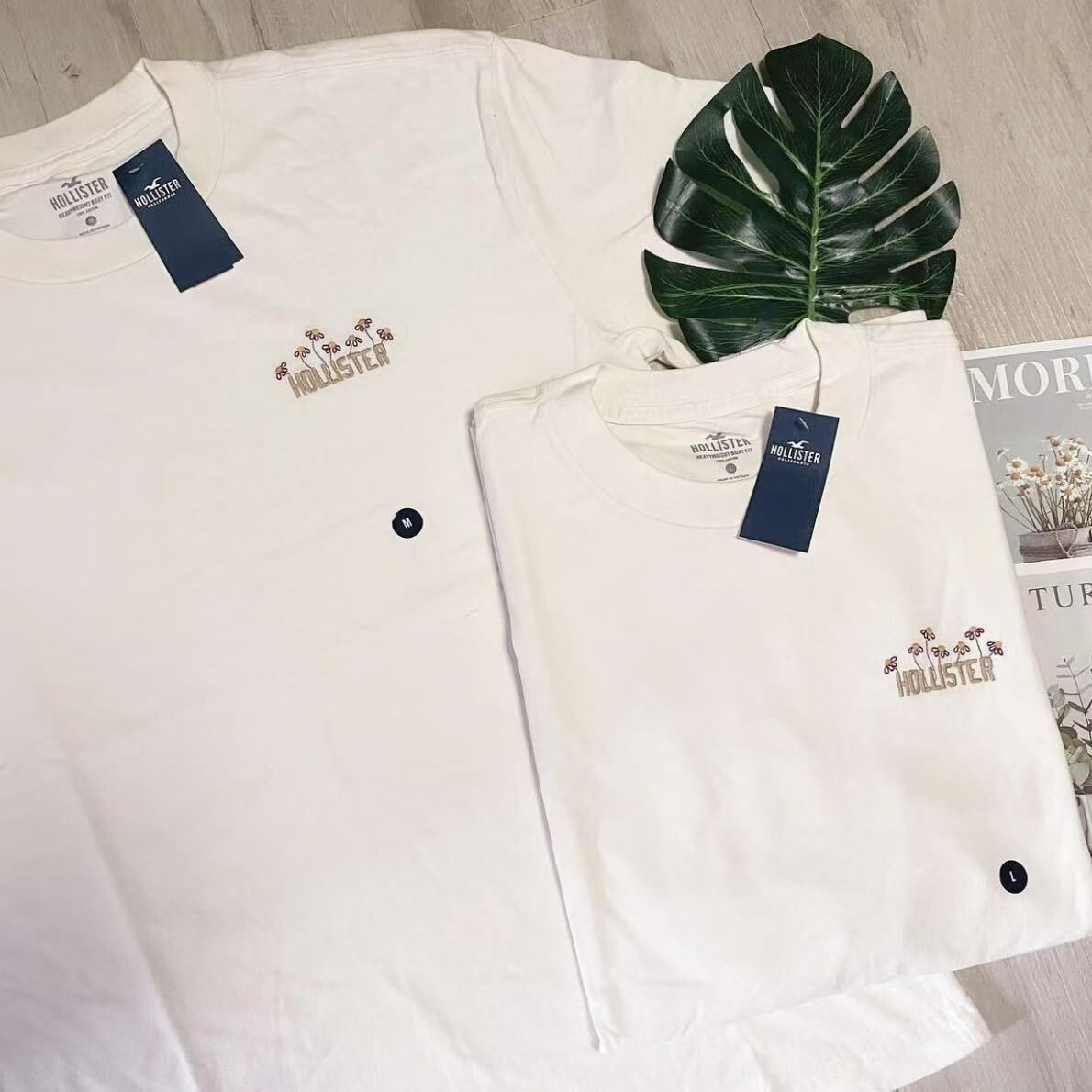 HOLLISTER FLORAL LOGO TEE