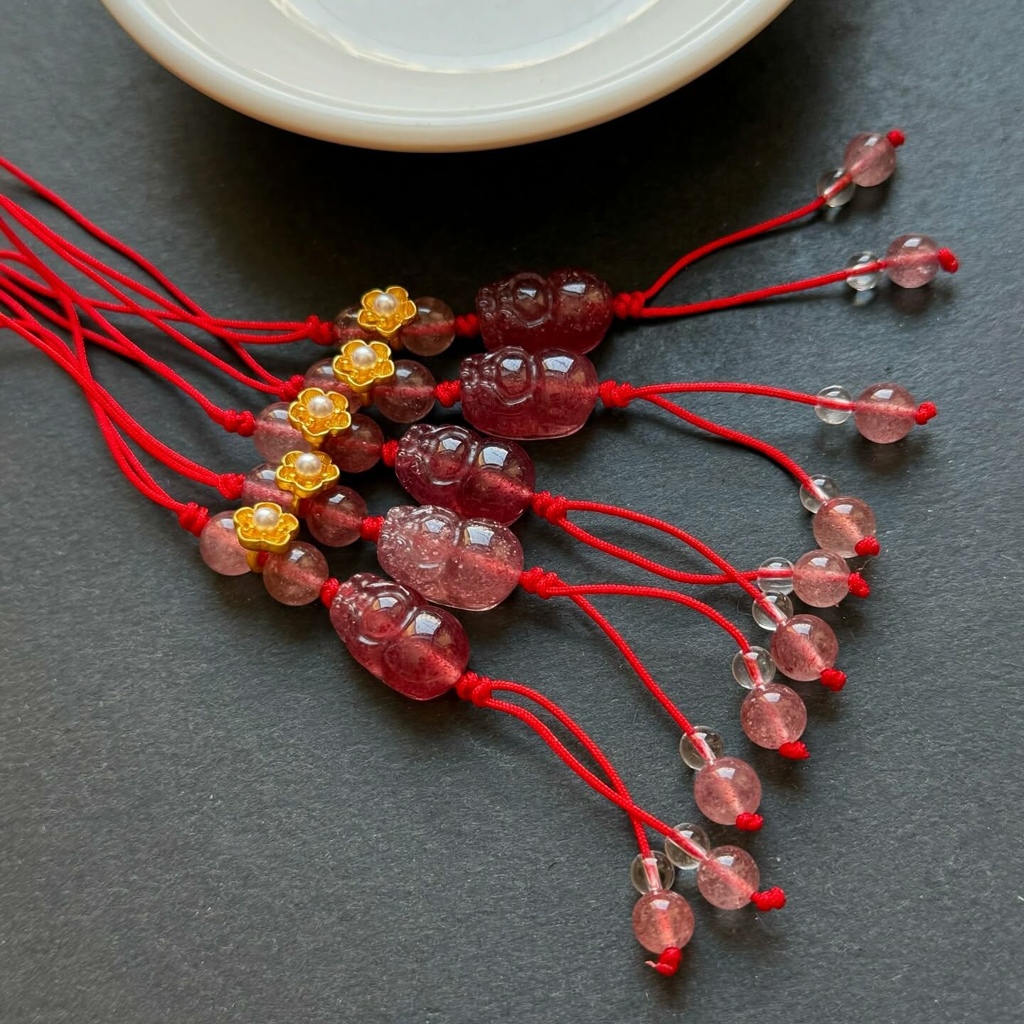 [原石] 草莓晶 貔貅吊飾