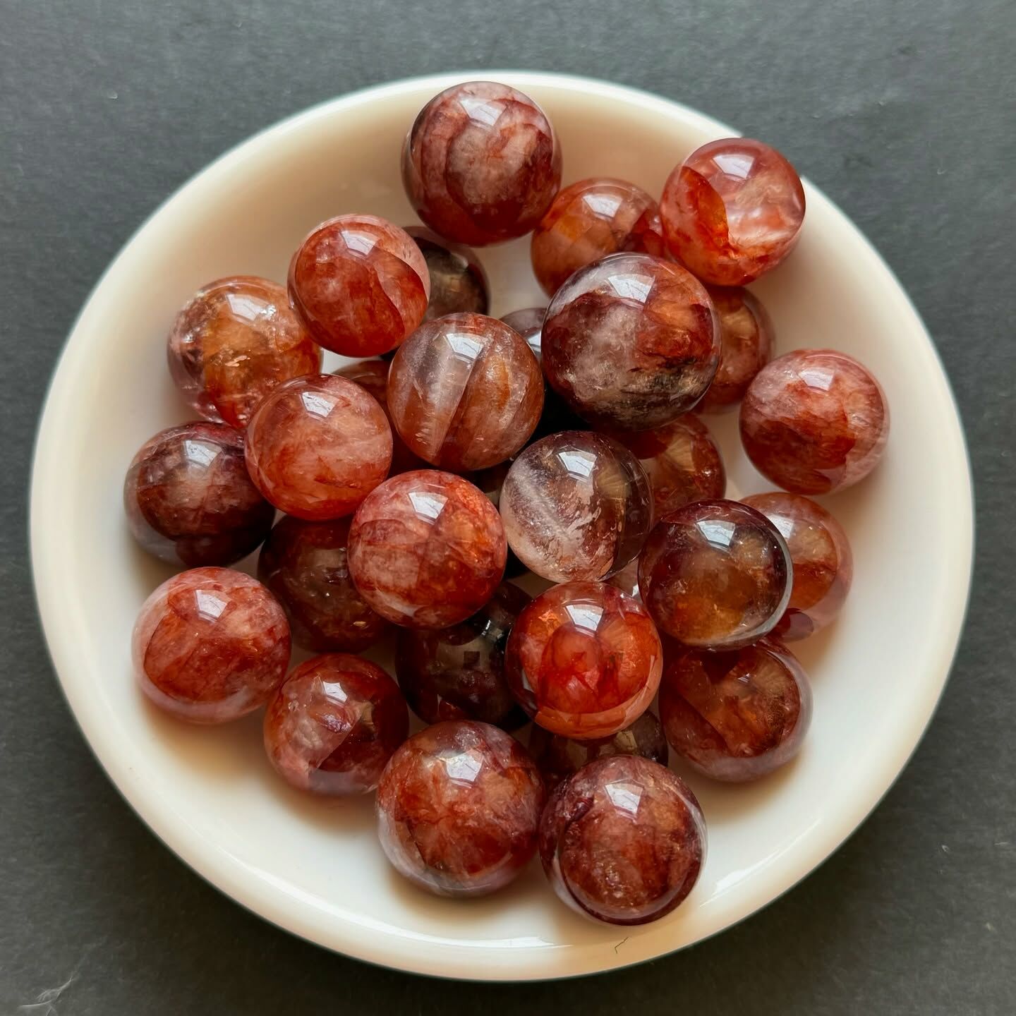 [原石] 紅膠花 水晶小球 約 15-18mm
