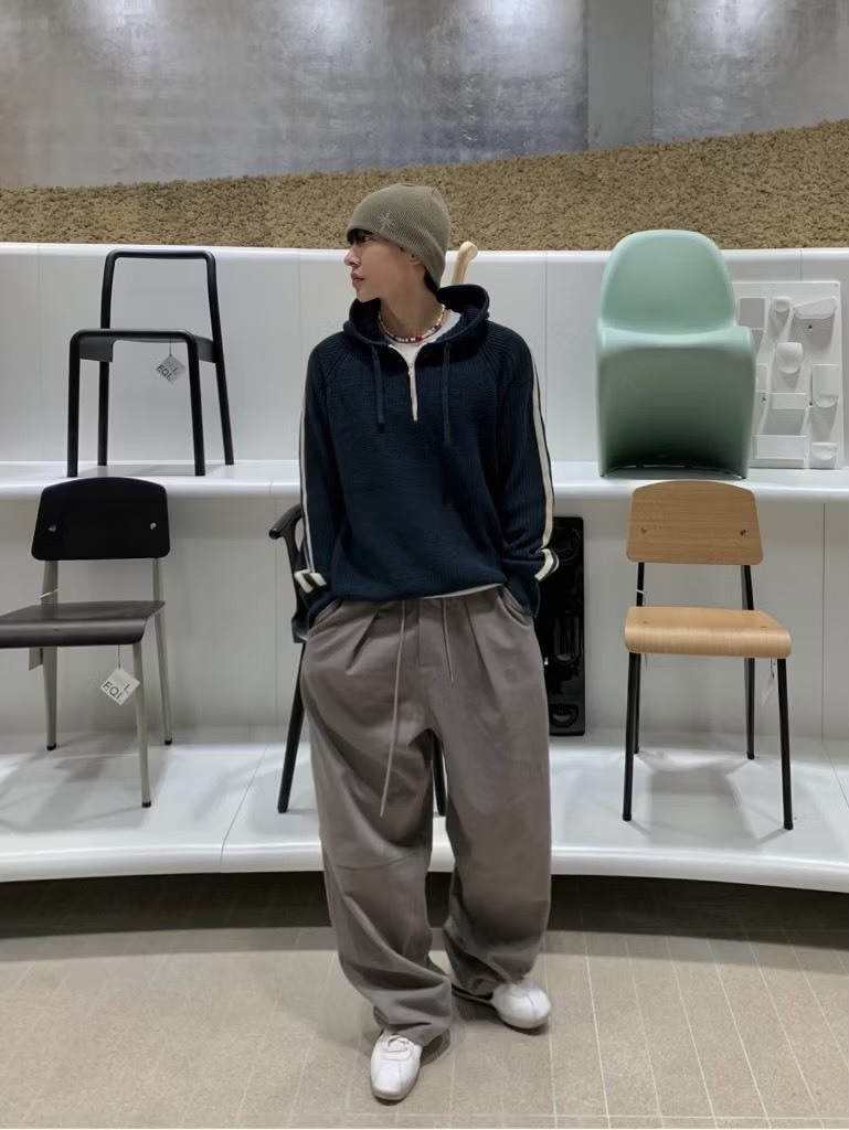 半拉鍊撞色連帽條紋針織衫