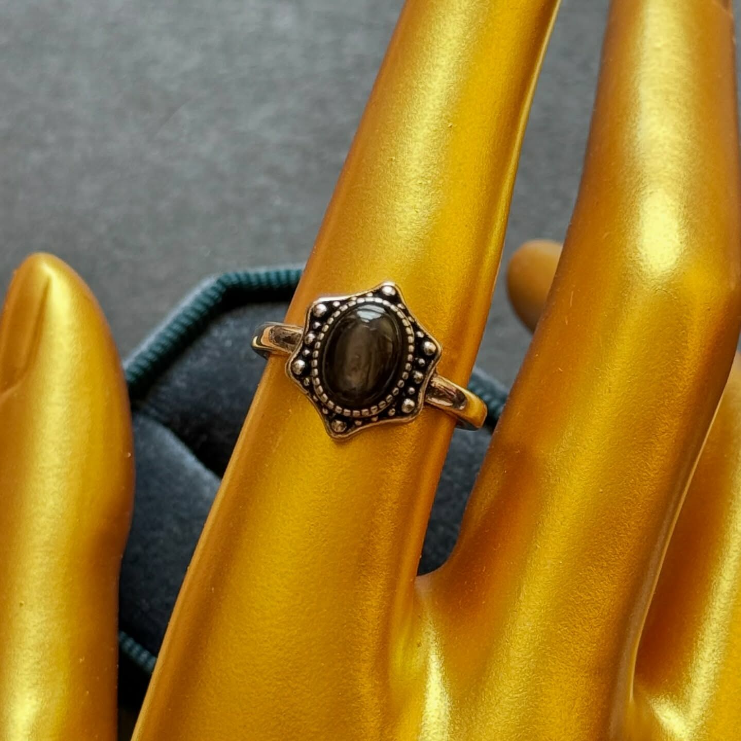 [原石] 金運石 戒指