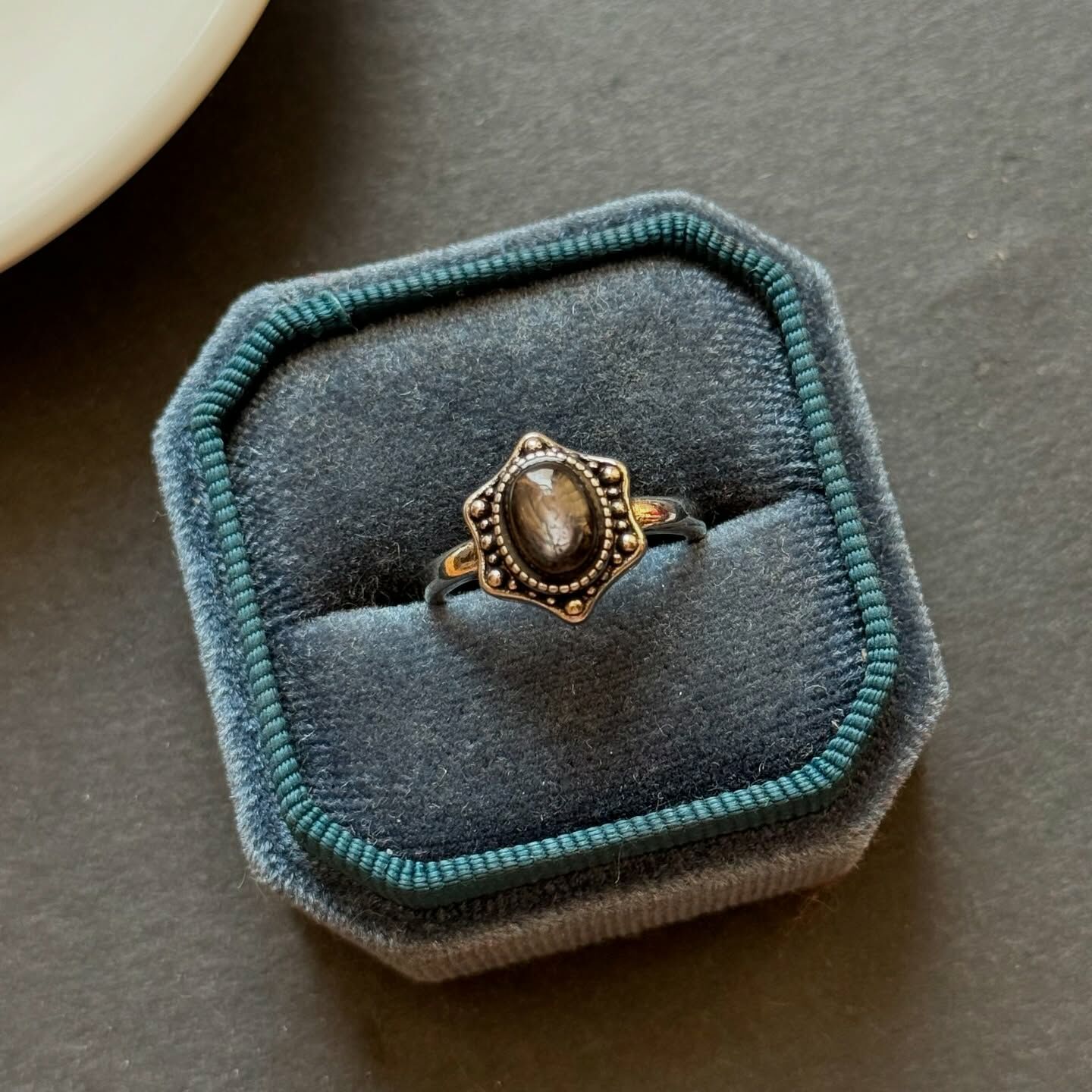 [原石] 金運石 戒指