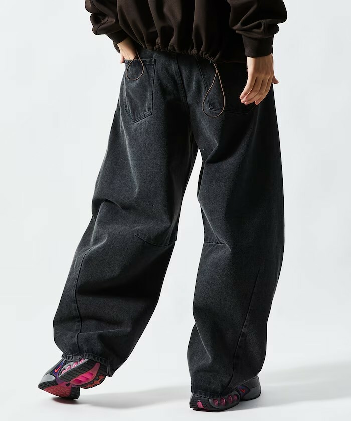 <日本限時折扣💫>FREAK'S STORE 彎刀褲 寬版型 仿舊弧形 牛仔褲