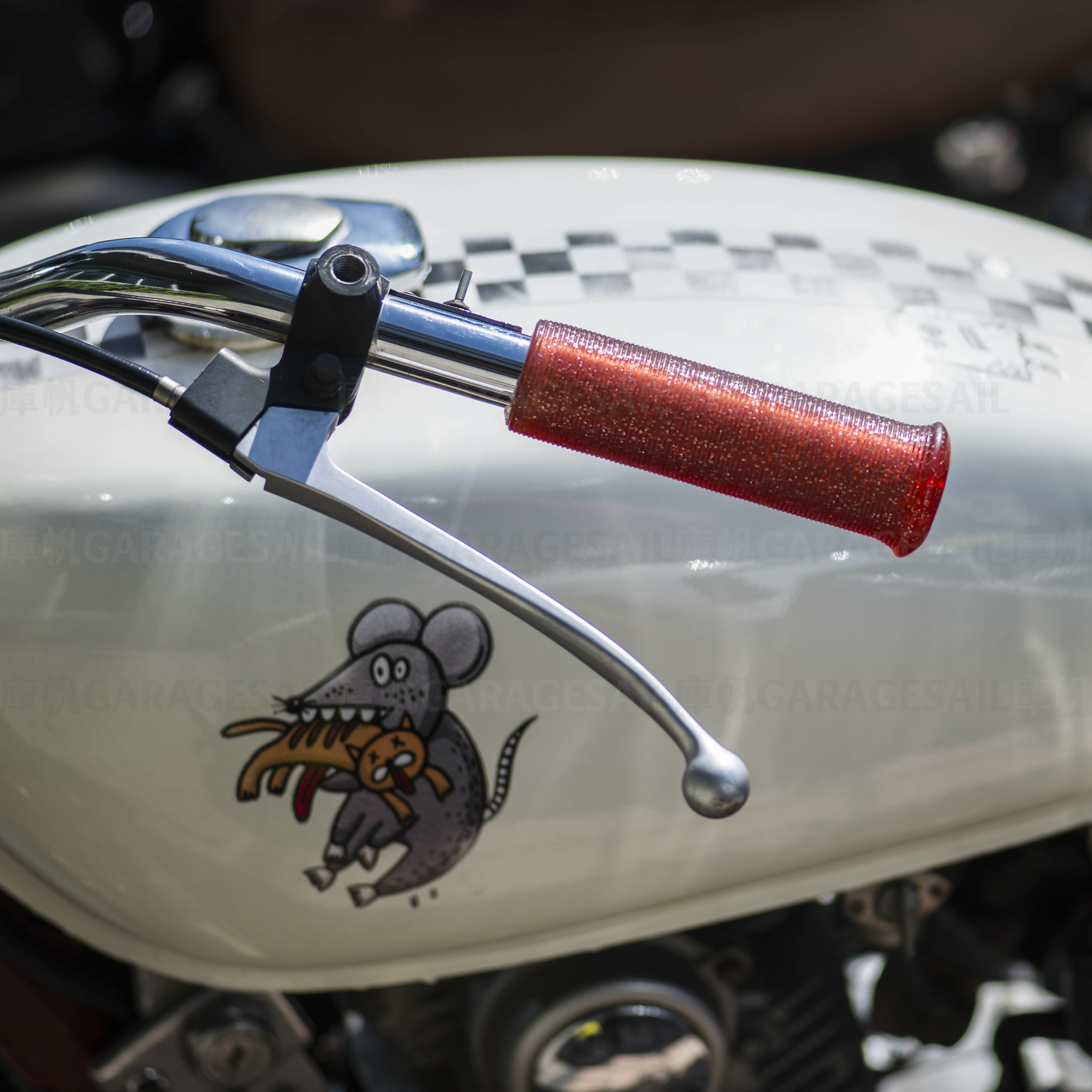 橡膠 握把套 橫條紋 - 金蔥紅 (7/8吋)