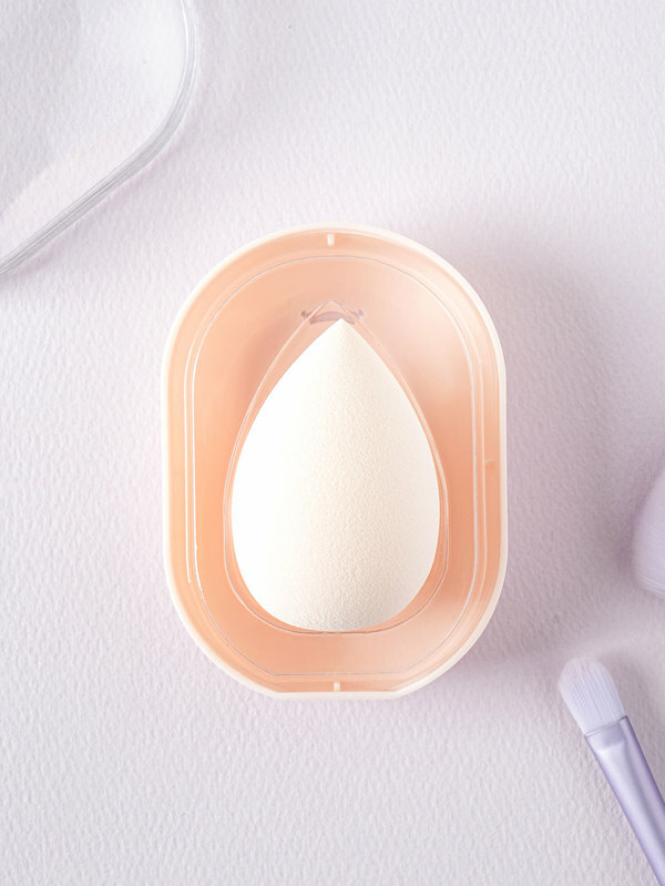 DAISO Makeup Water Drop Puff & Case Set 1049631