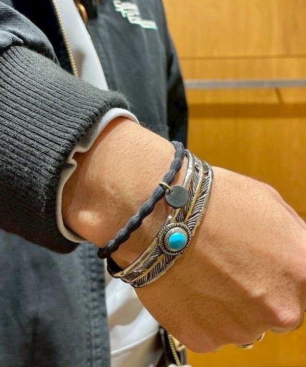 BEAMS® HEART 羽毛綠松石手環 バングル