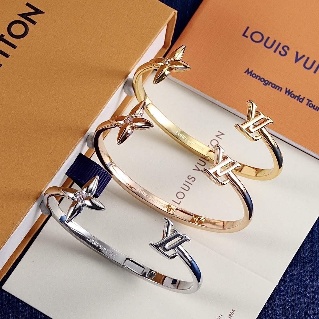 18k”經典大老花字母”高奢定製開口手鐲