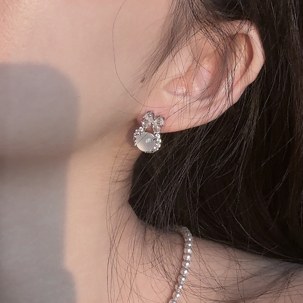 dream神仙白玉冰晶透”高級蝴蝶結白金鑽耳釘