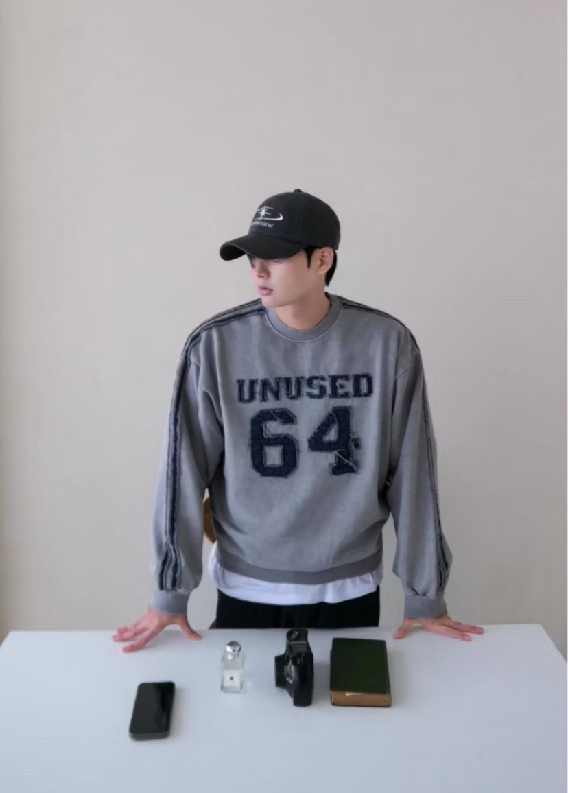 牛仔刺繡長袖衛衣