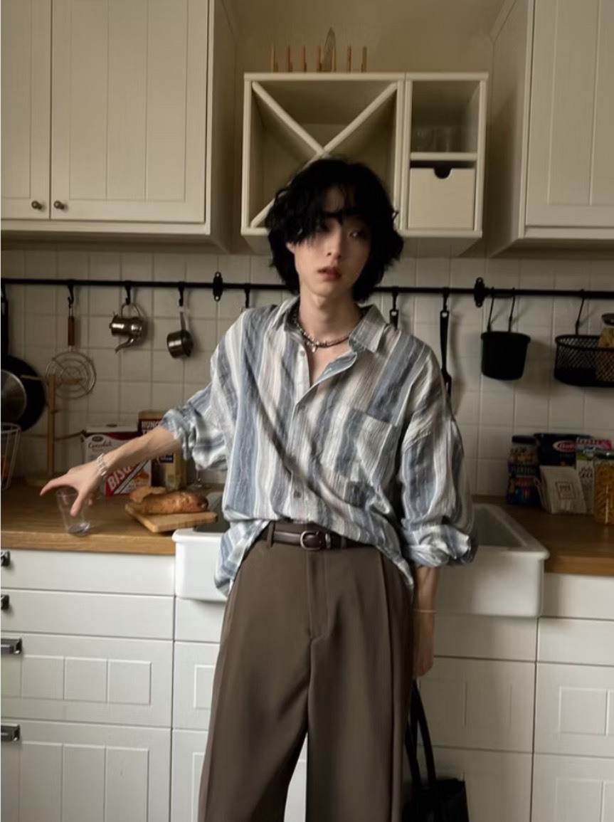 褶皺直條紋長袖襯衫