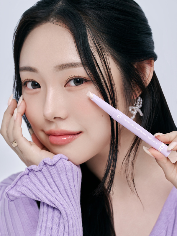 twoedit by LUNA Contouring Highlighter Multi Stick