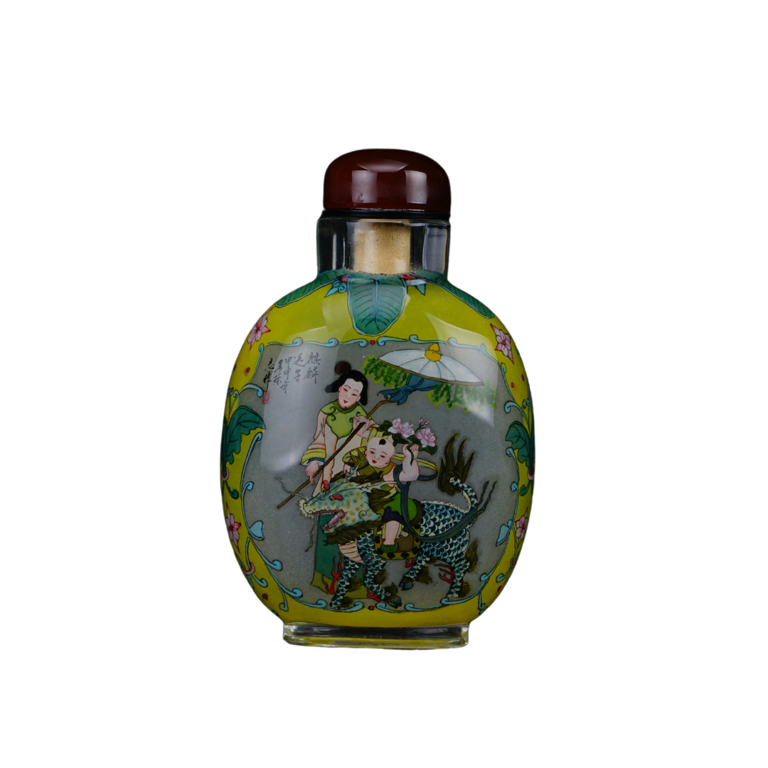 麒麟送子鼻煙壺 瑞獸獻瑞象徵繁榮興旺與美滿祝福