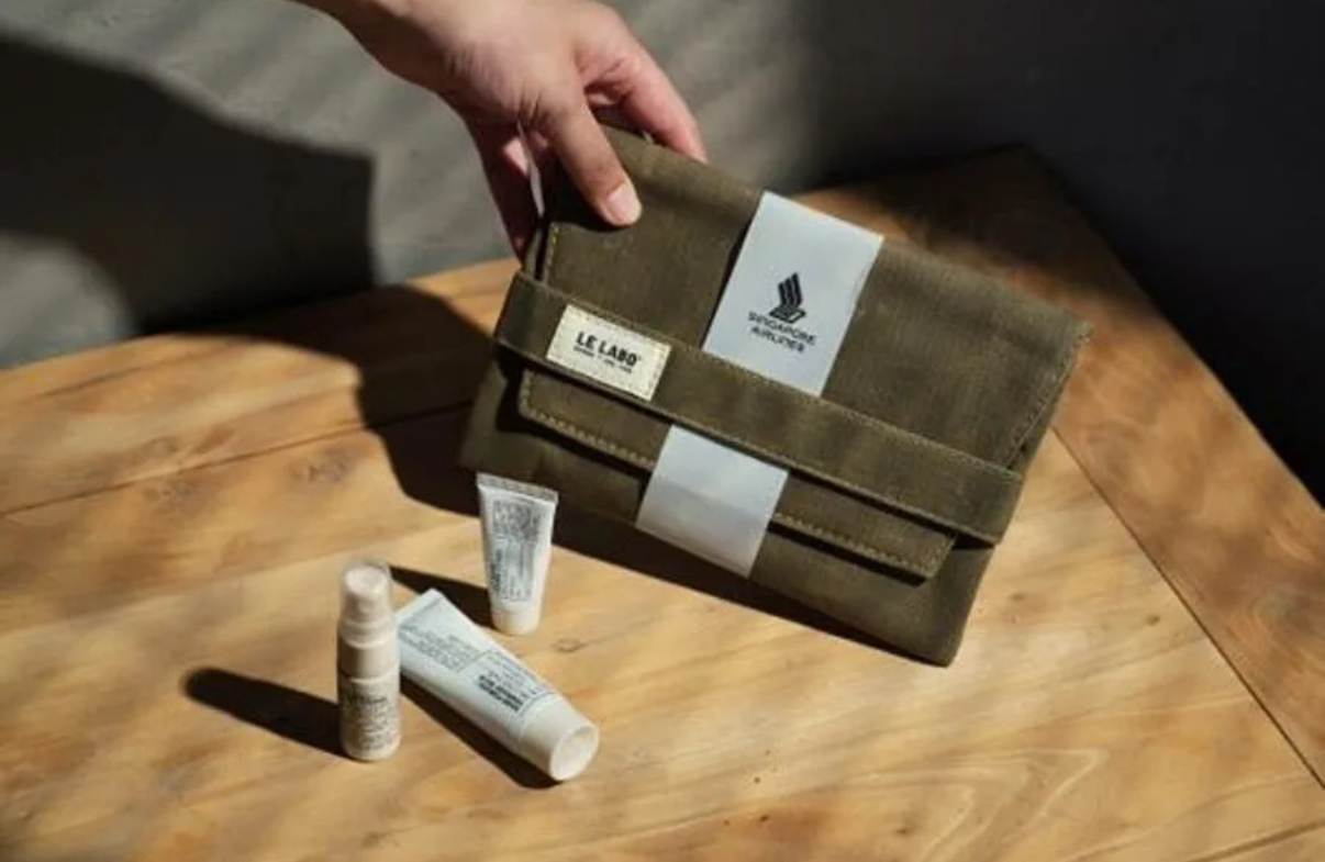 Singapore X LE LABO POUCH