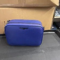 [S] KARL LAGERFELD BK/L SEA/DIVA BLUE LH6EZ9BJ MAYBELLE CAMERA CROSSBODY, 196788428201 (SKL1234)