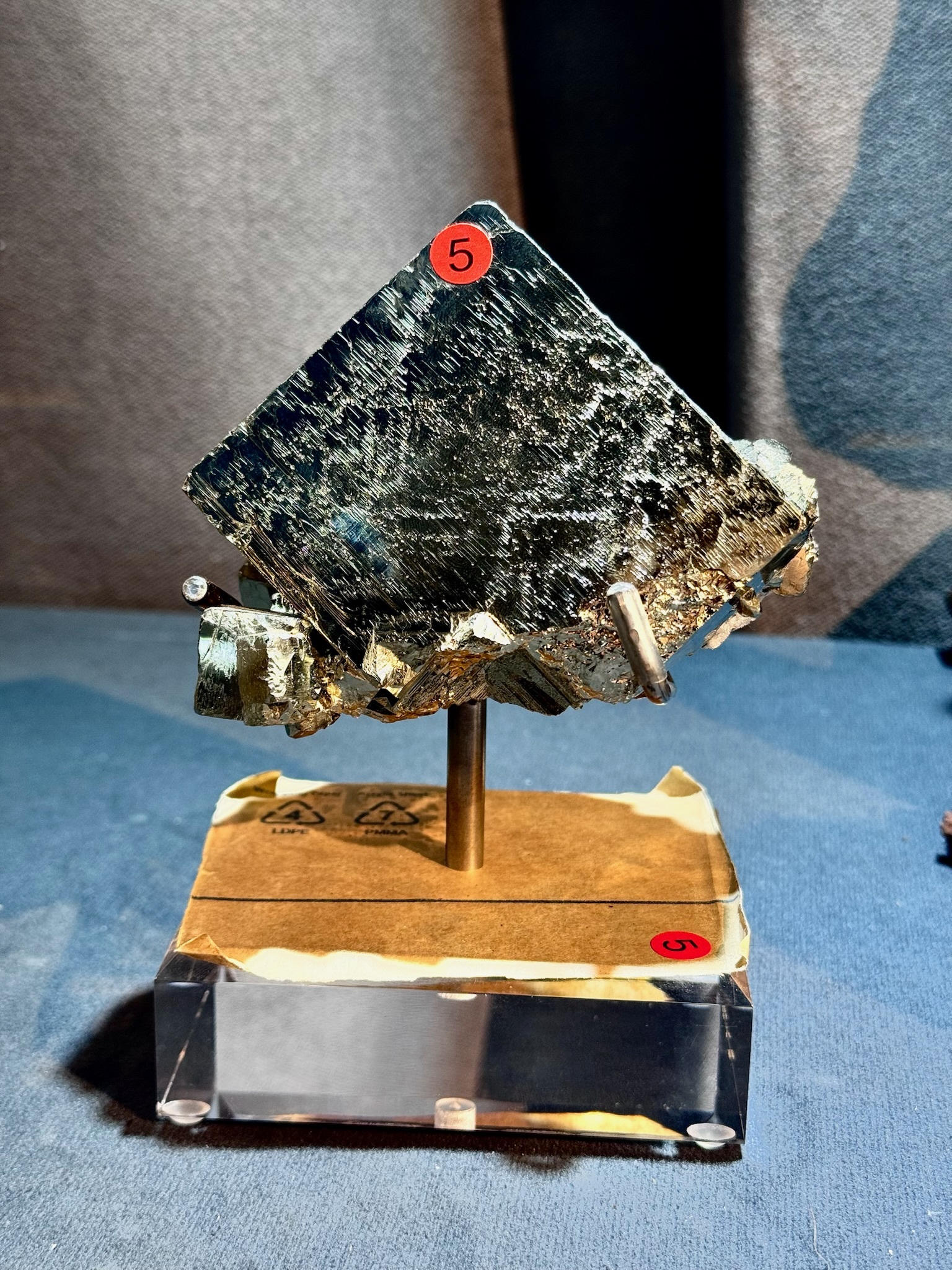 黃鐵礦原石擺件8105