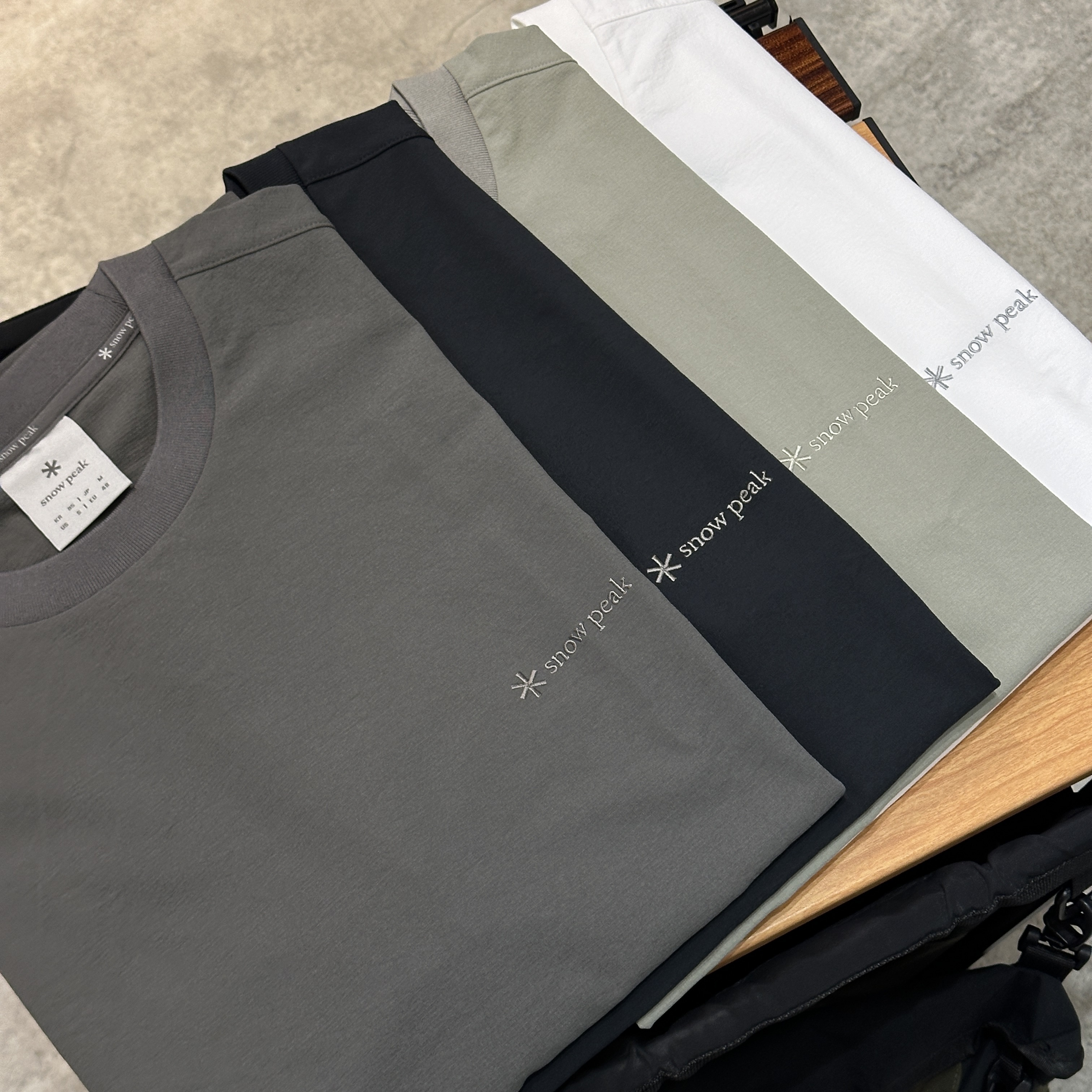 【現貨】snow peak Classic Woven Short Sleeve T-shirt 25SS 基本款 刺繡 速乾 短tee S25MUTTS16