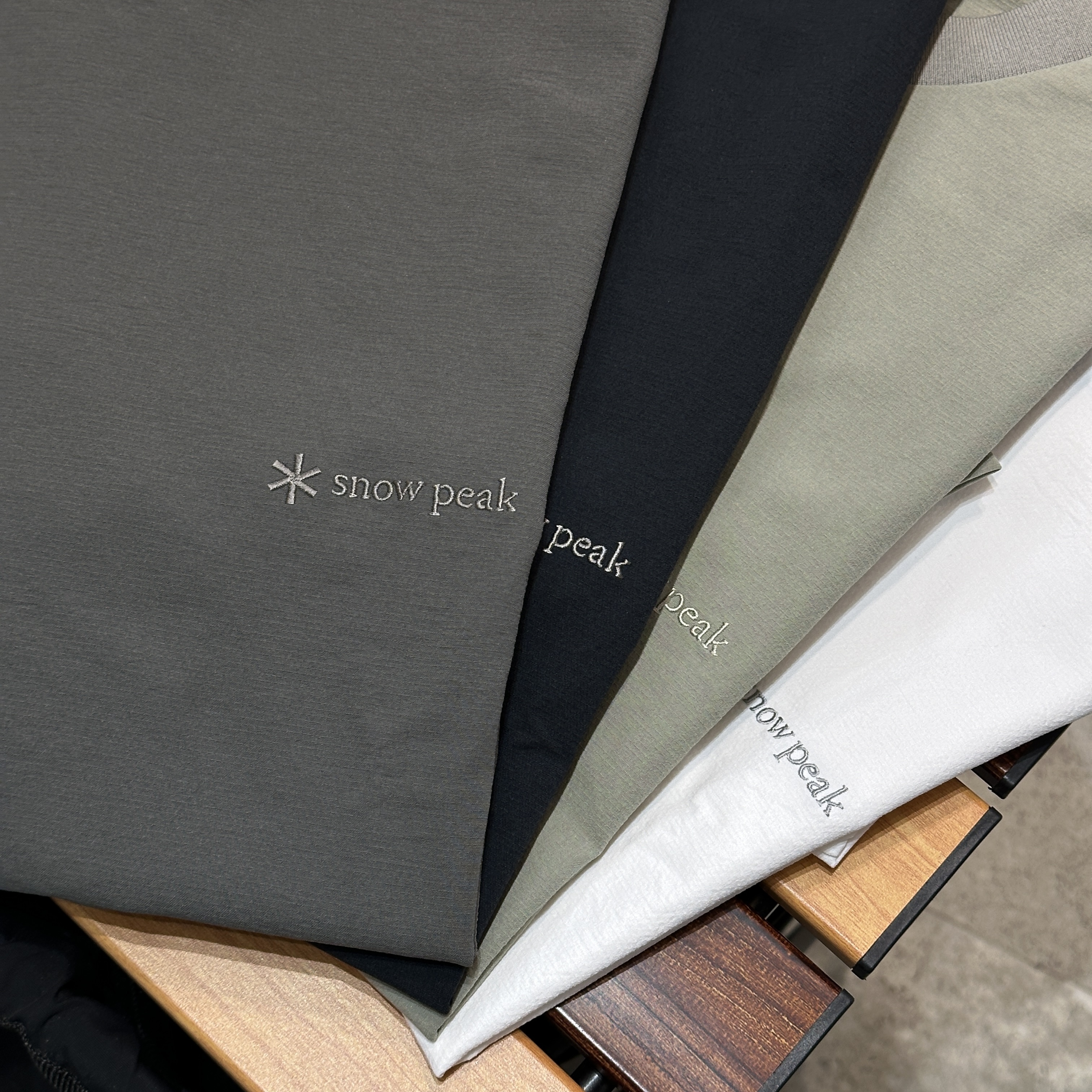 【現貨】snow peak Classic Woven Short Sleeve T-shirt 25SS 基本款 刺繡 速乾 短tee S25MUTTS16