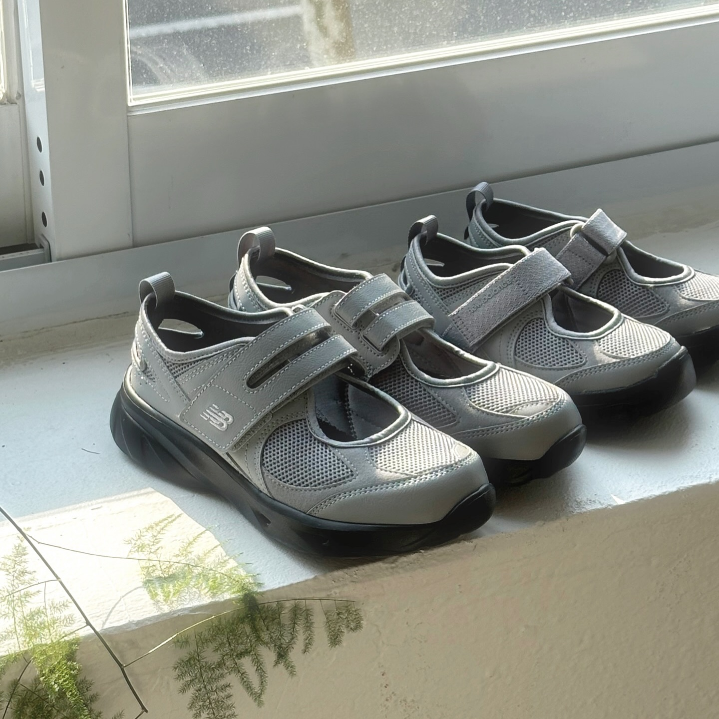 NEW BALANCE BREEZE MARY JANE 運動涼鞋 機能性 魔術貼款 女鞋 [限時補貨!]