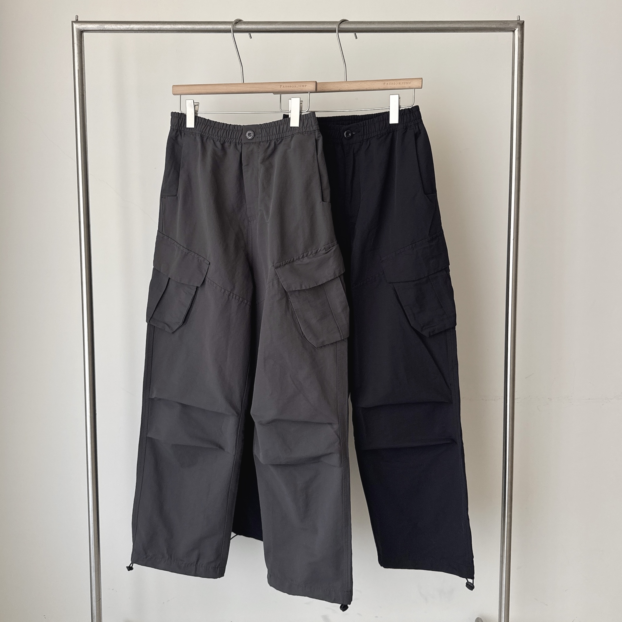 （現貨）售完不補 WP047 斜口袋 膝摺痕 可縮口 傘兵 工裝長褲